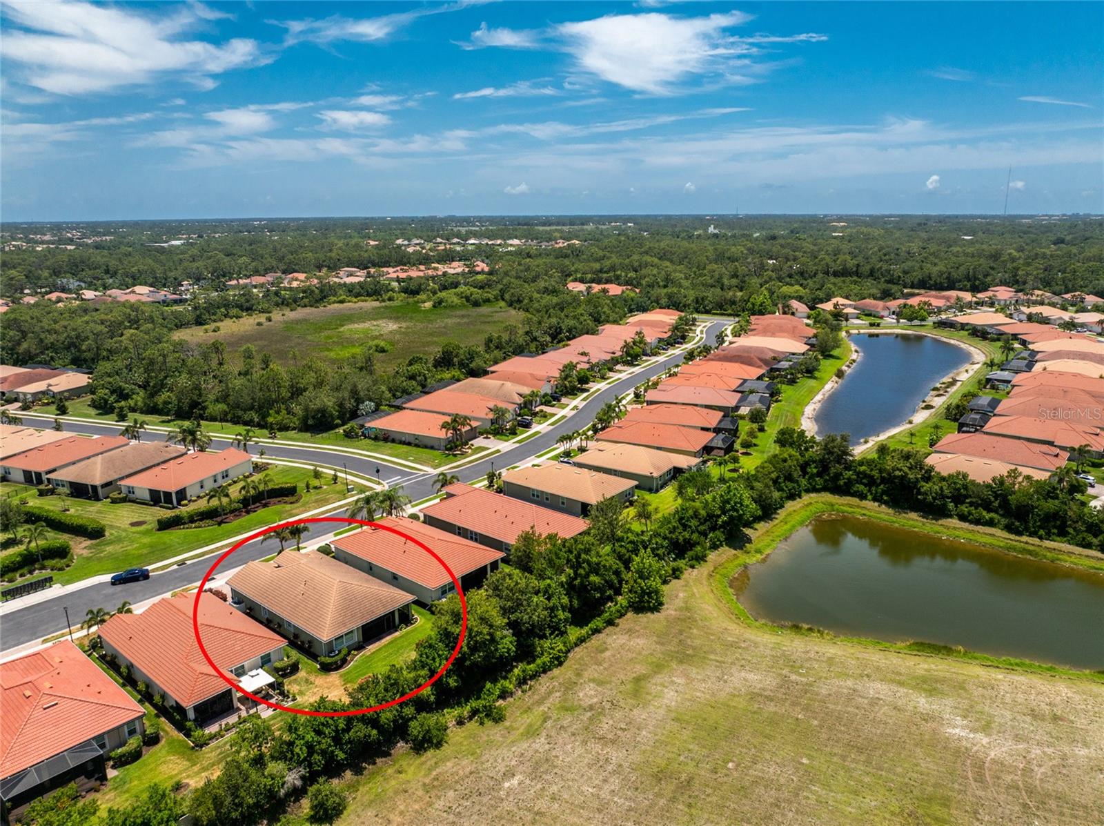 CARIBBEAN VILLAGE - Residential