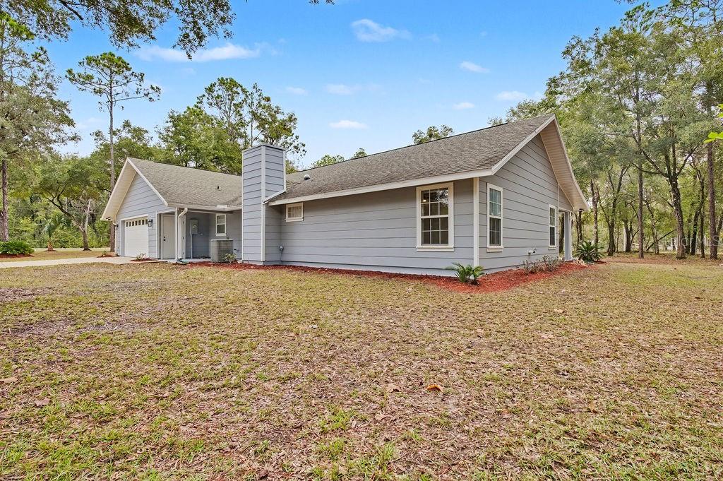 LAKESHIRE GARDENS - Residential