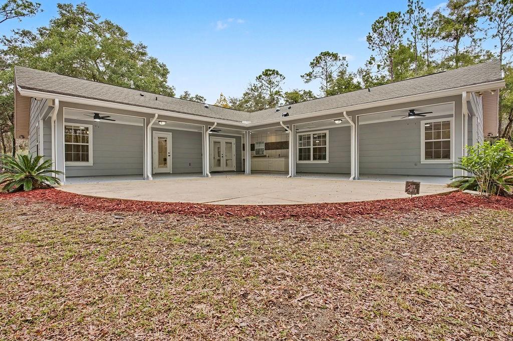 LAKESHIRE GARDENS - Residential