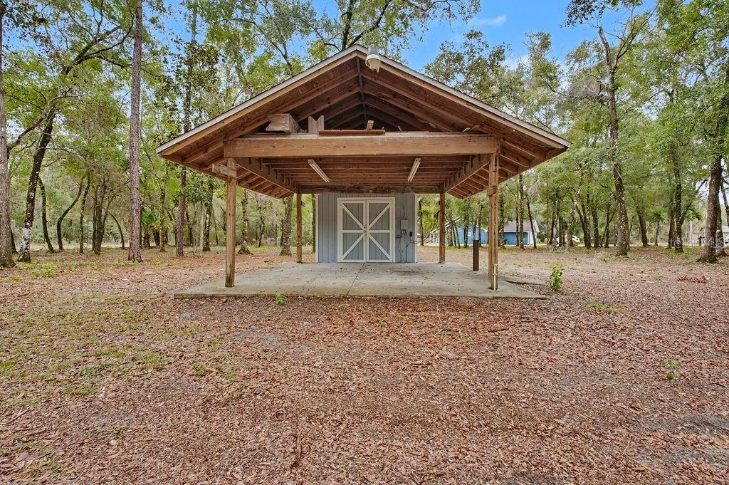 LAKESHIRE GARDENS - Residential