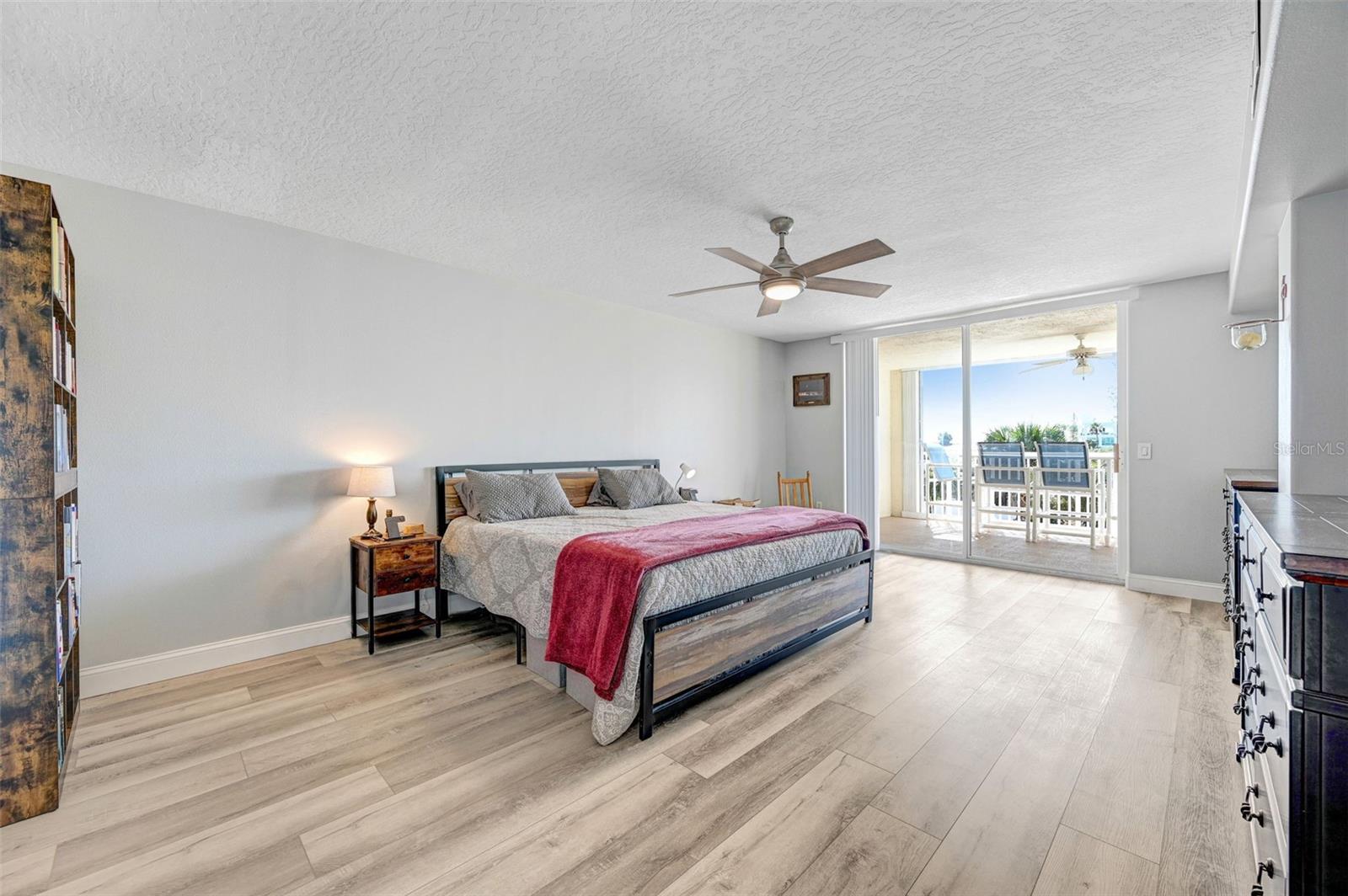 RIVER BEND CONDO - Residential