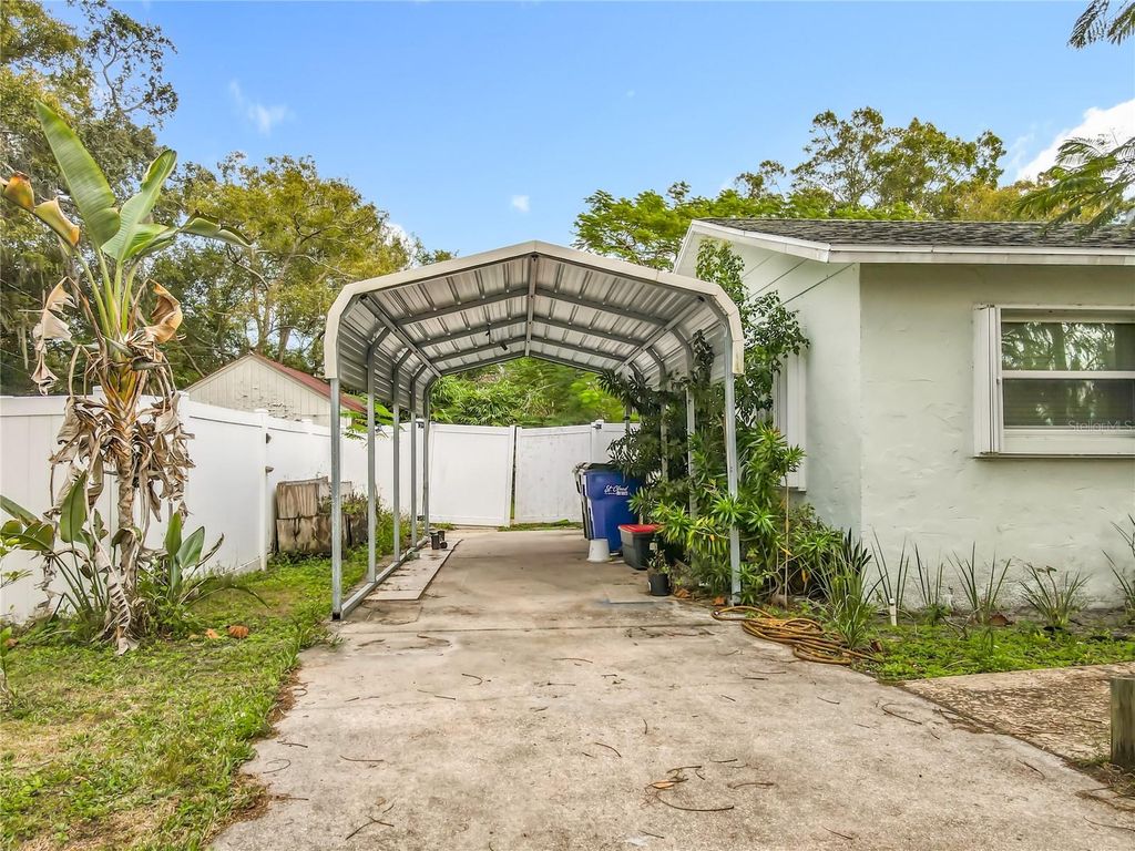 Photo of 511 Missouri Avenue, Saint Cloud, FL 34769 (MLS # O6370790)