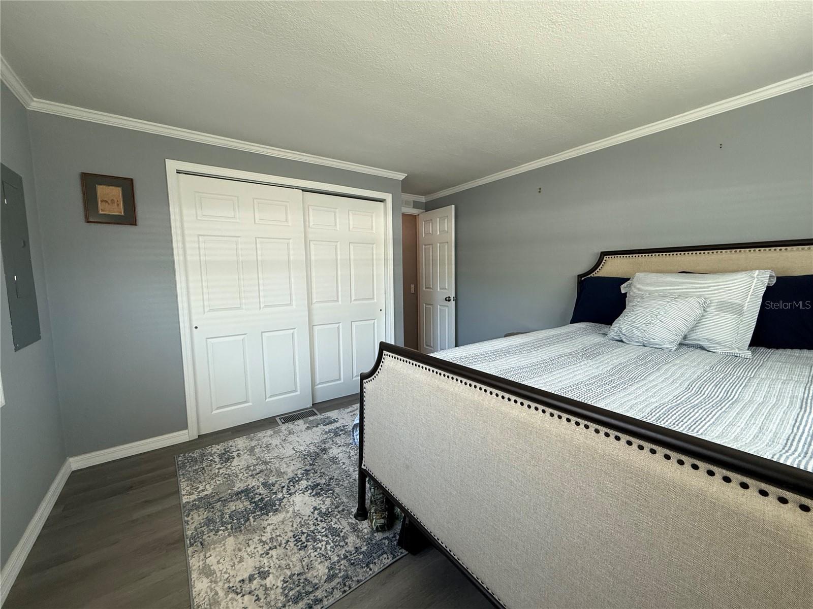 HAWTHORNE AT LEESBURG A COOP - Residential