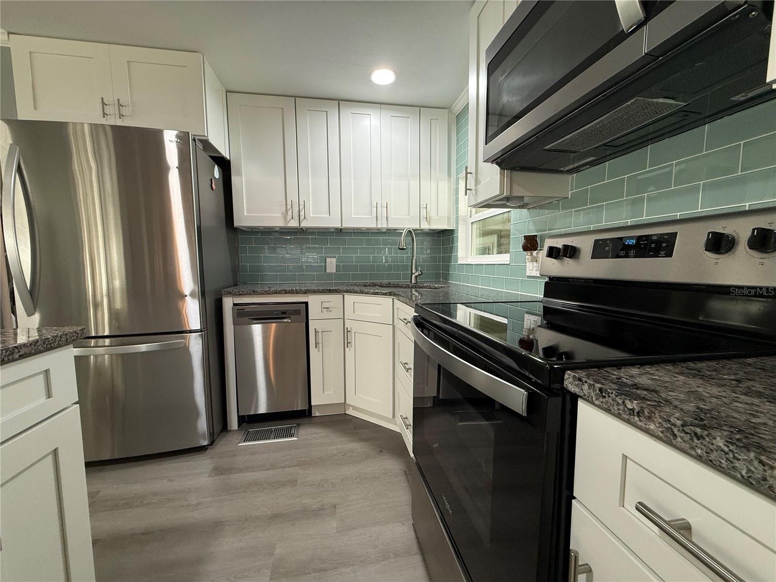 HAWTHORNE AT LEESBURG A COOP - Residential