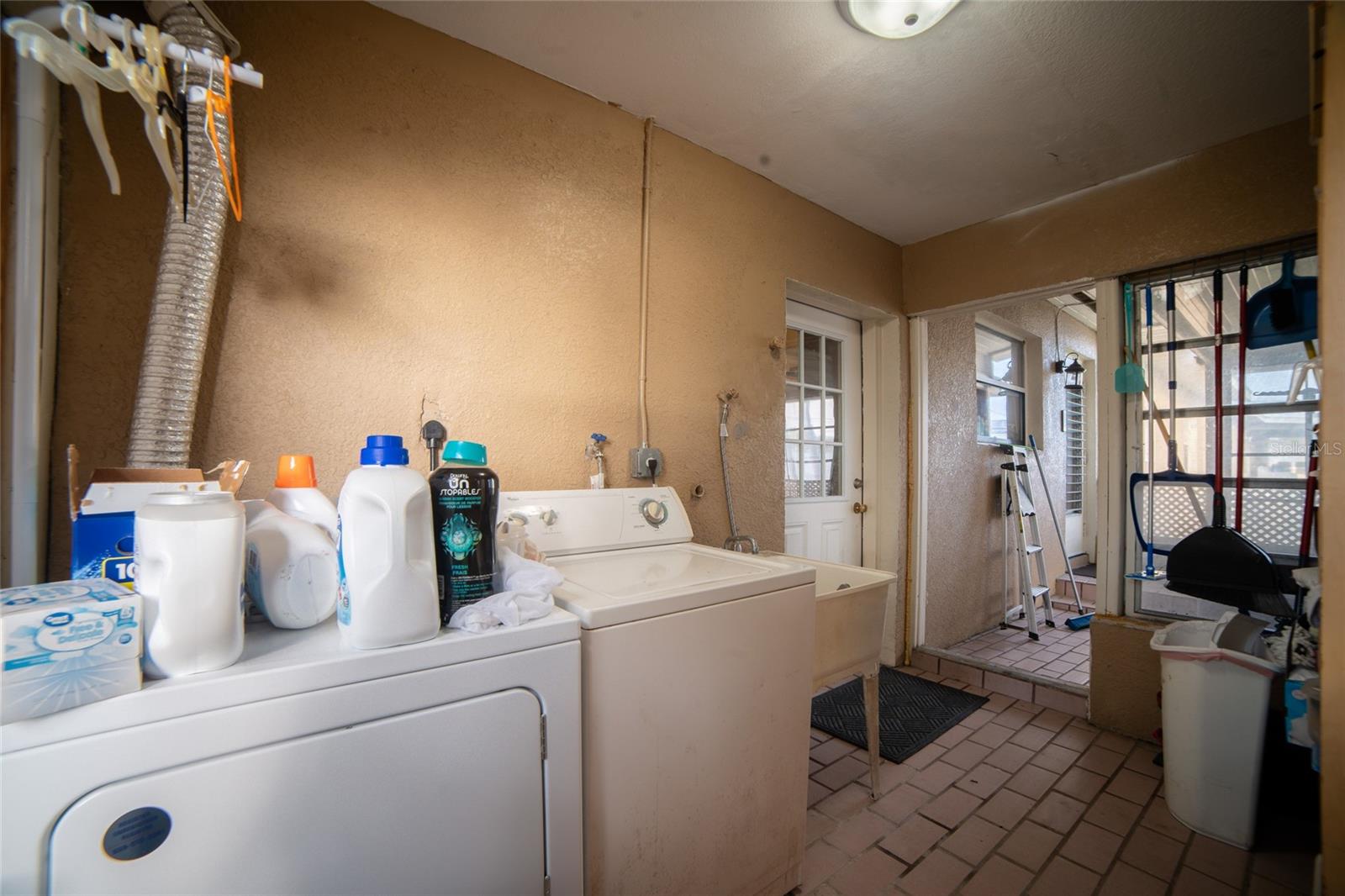 COX RUDD ADD INTERCESSION CITY - Residential