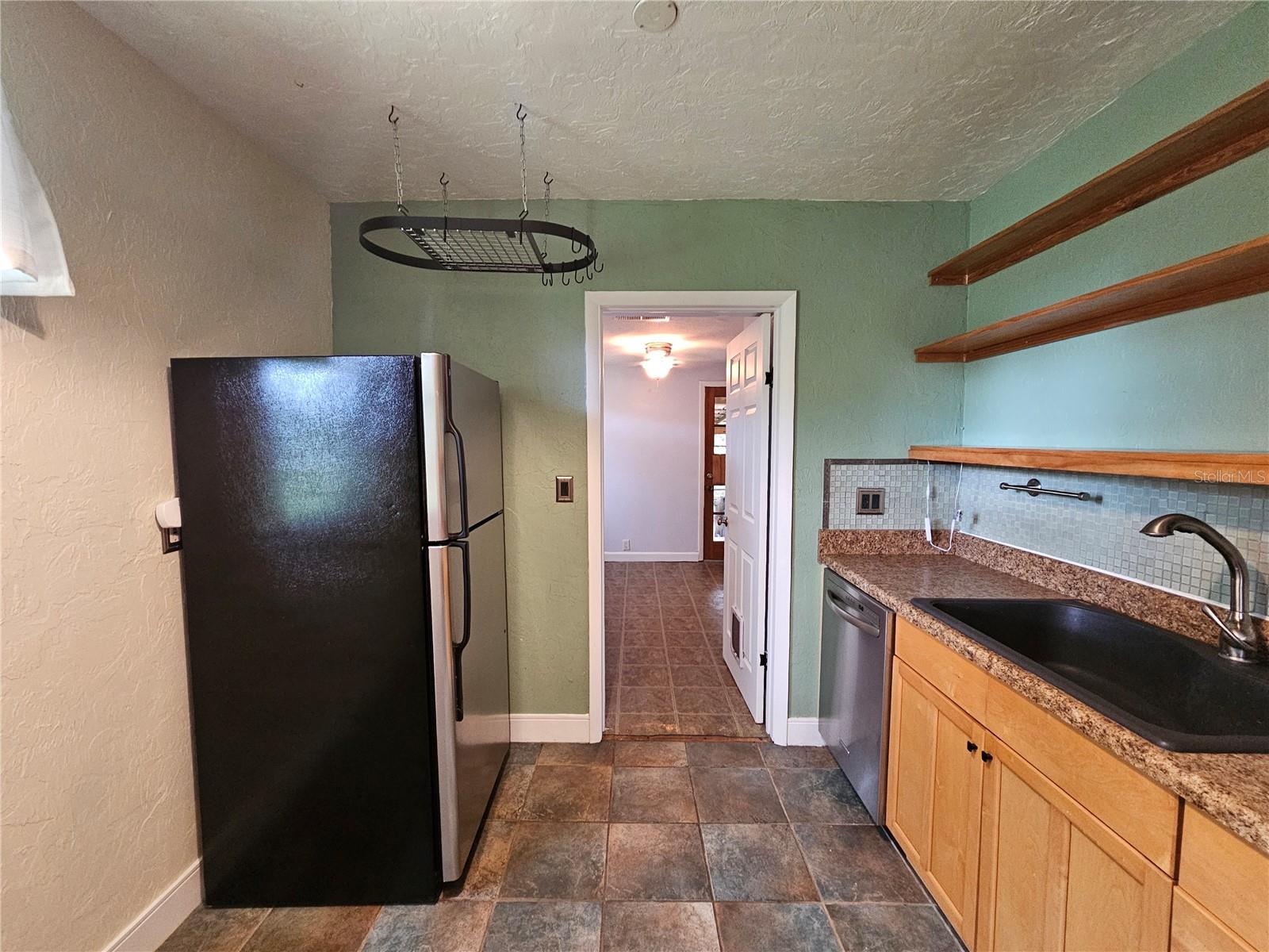 1115 NE 11TH AVENUE