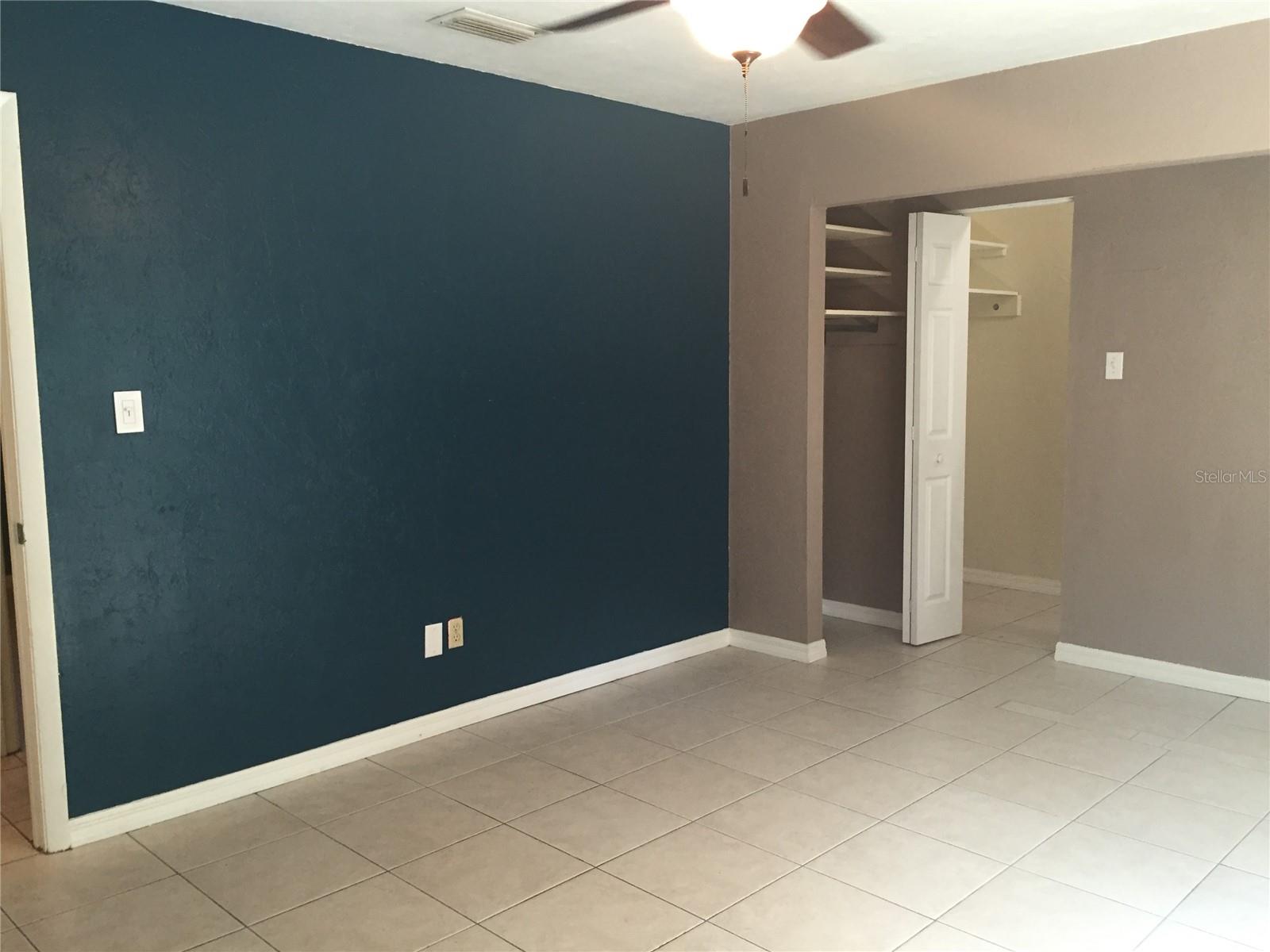 PALM TERRACE SHANNON & HOWARD REPL - Residential Lease