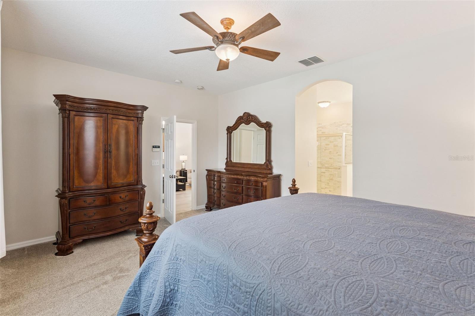 OREGON TRACE - Residential