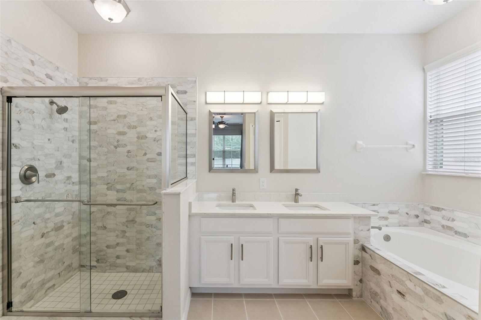 OREGON TRACE - Residential