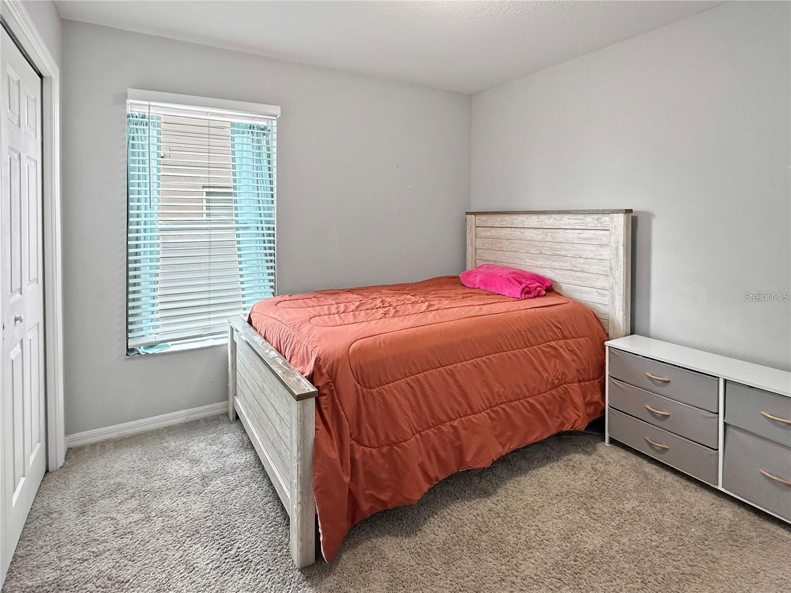 HIGHLAND MDWS 4B - Residential Lease