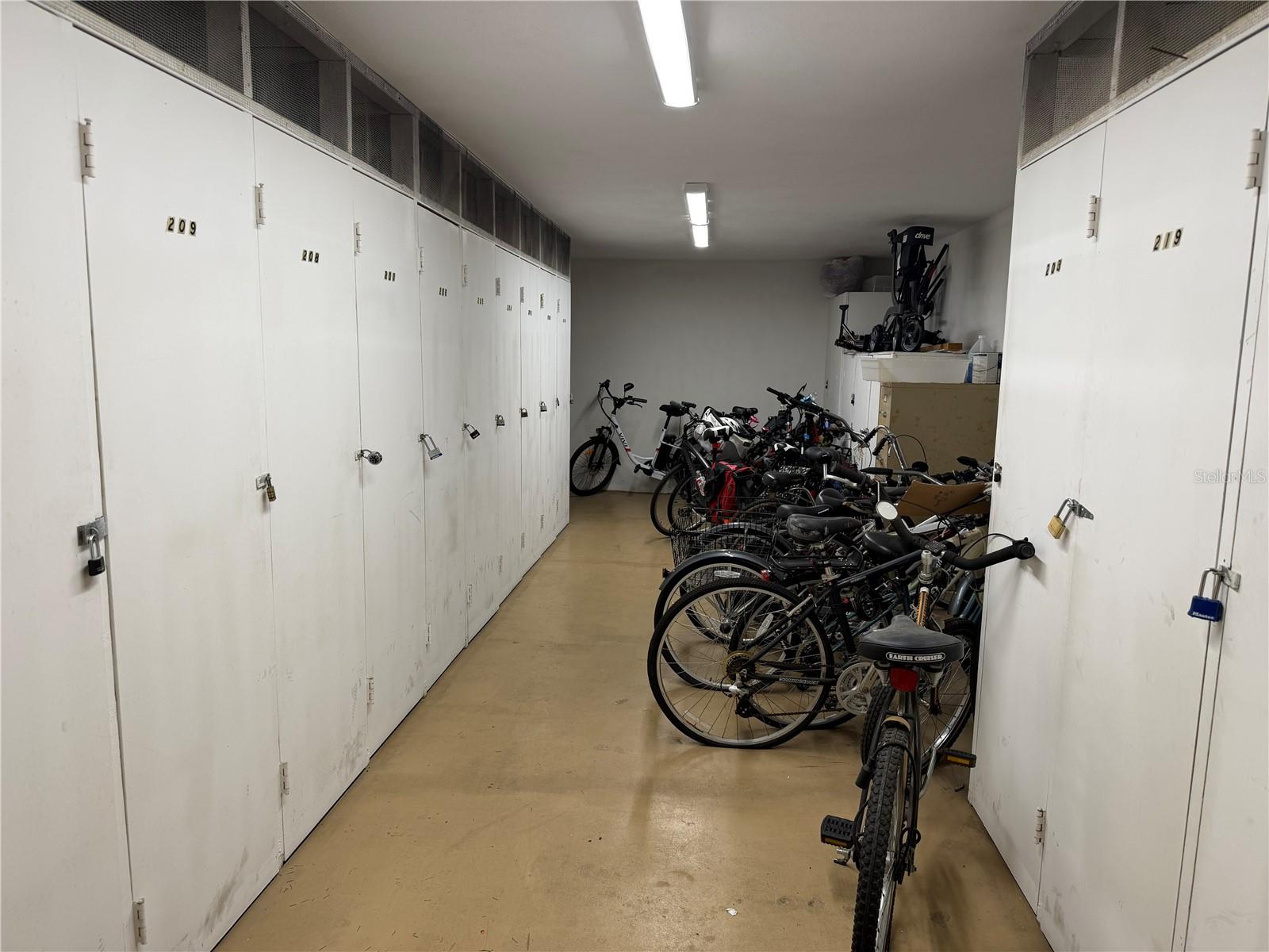 WINSTON PARK NORTHEAST - Residential