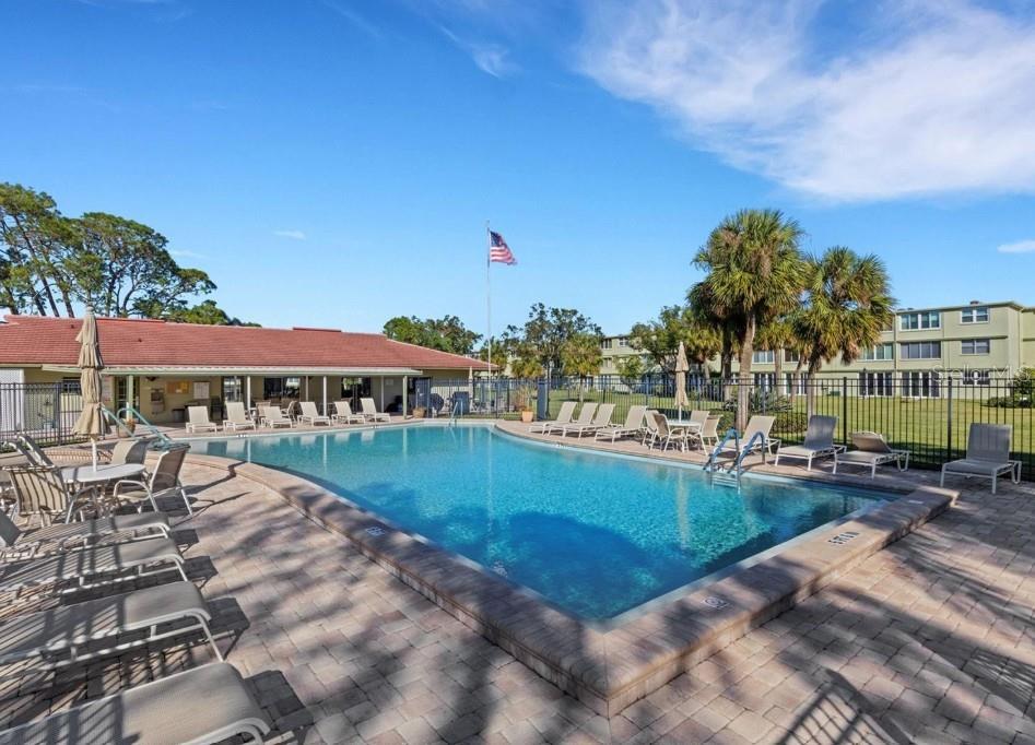 WINSTON PARK NORTHEAST - Residential