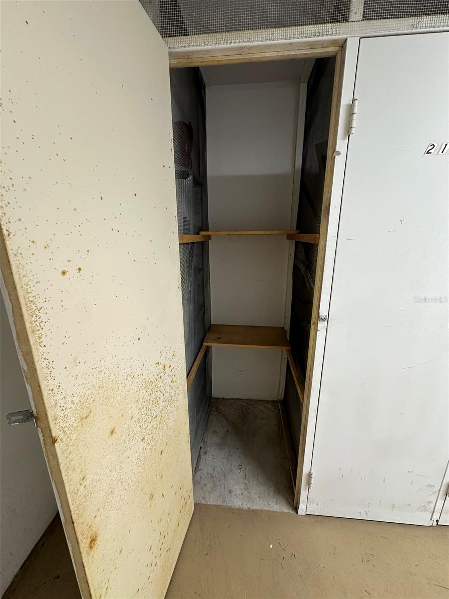 WINSTON PARK NORTHEAST - Residential