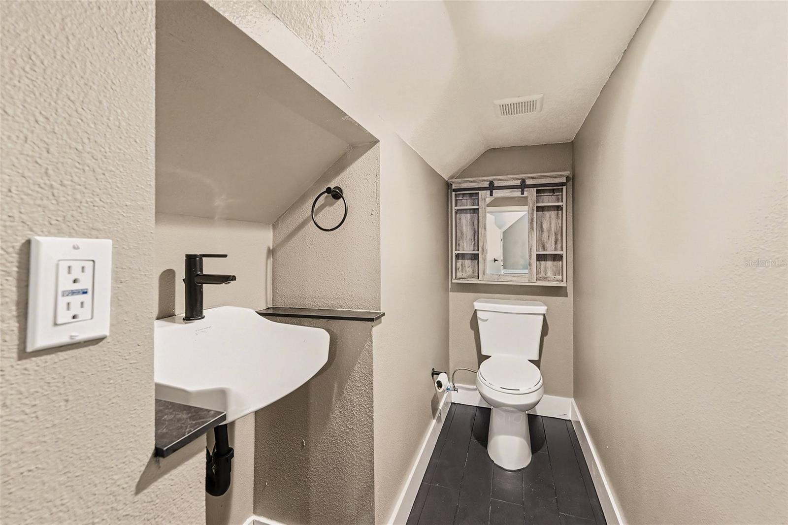 PINELLAS GROVES - Residential