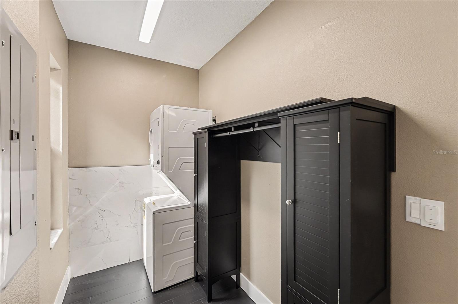 PINELLAS GROVES - Residential