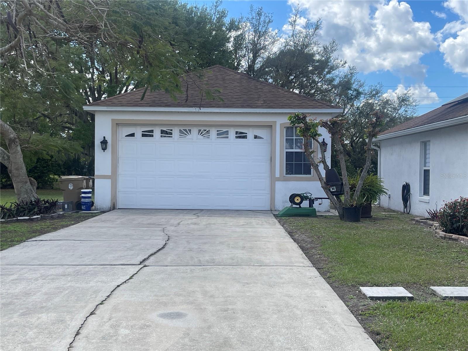 24 CORDONA DRIVE