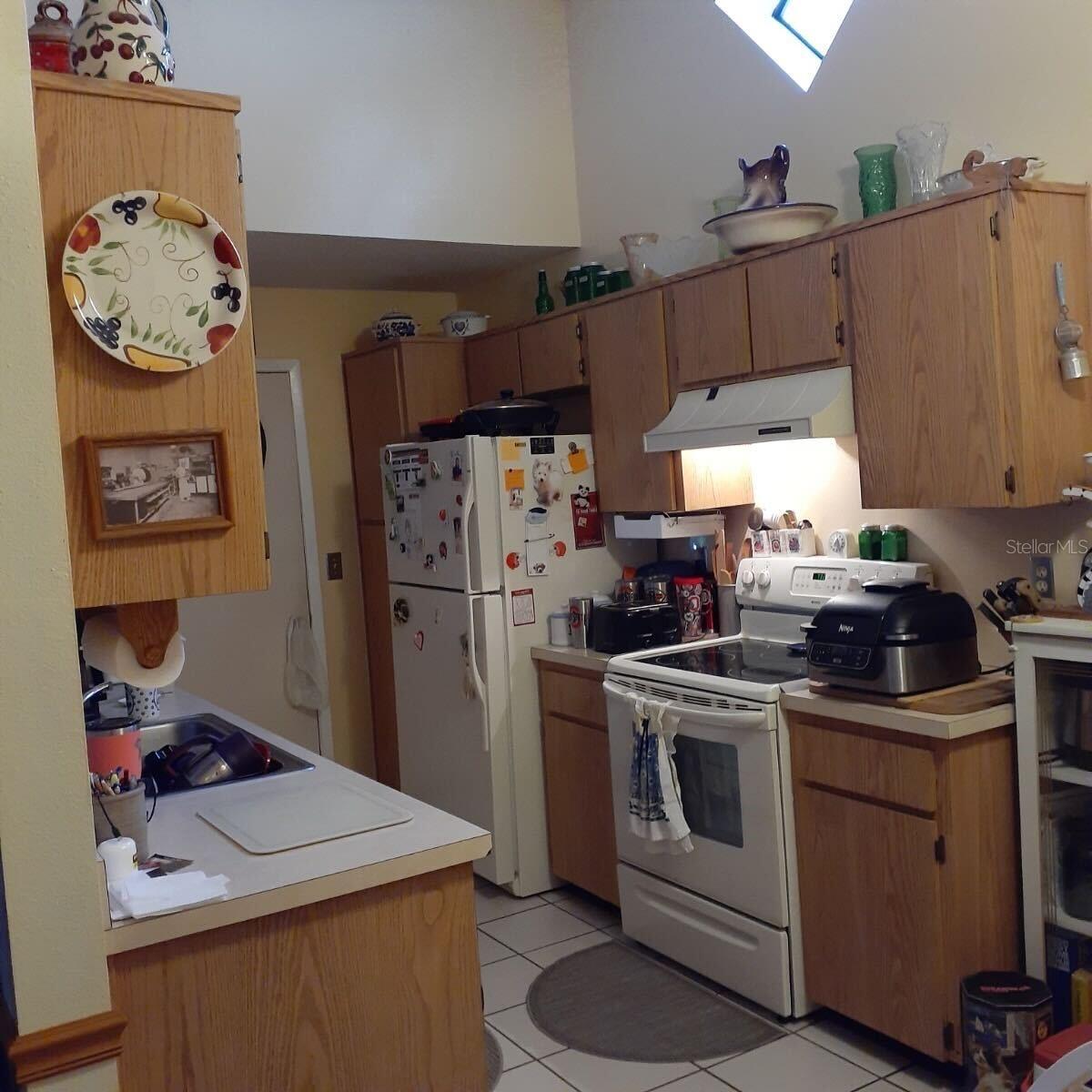 SUMMERFIELD VILLAGE II TR 5 - Residential