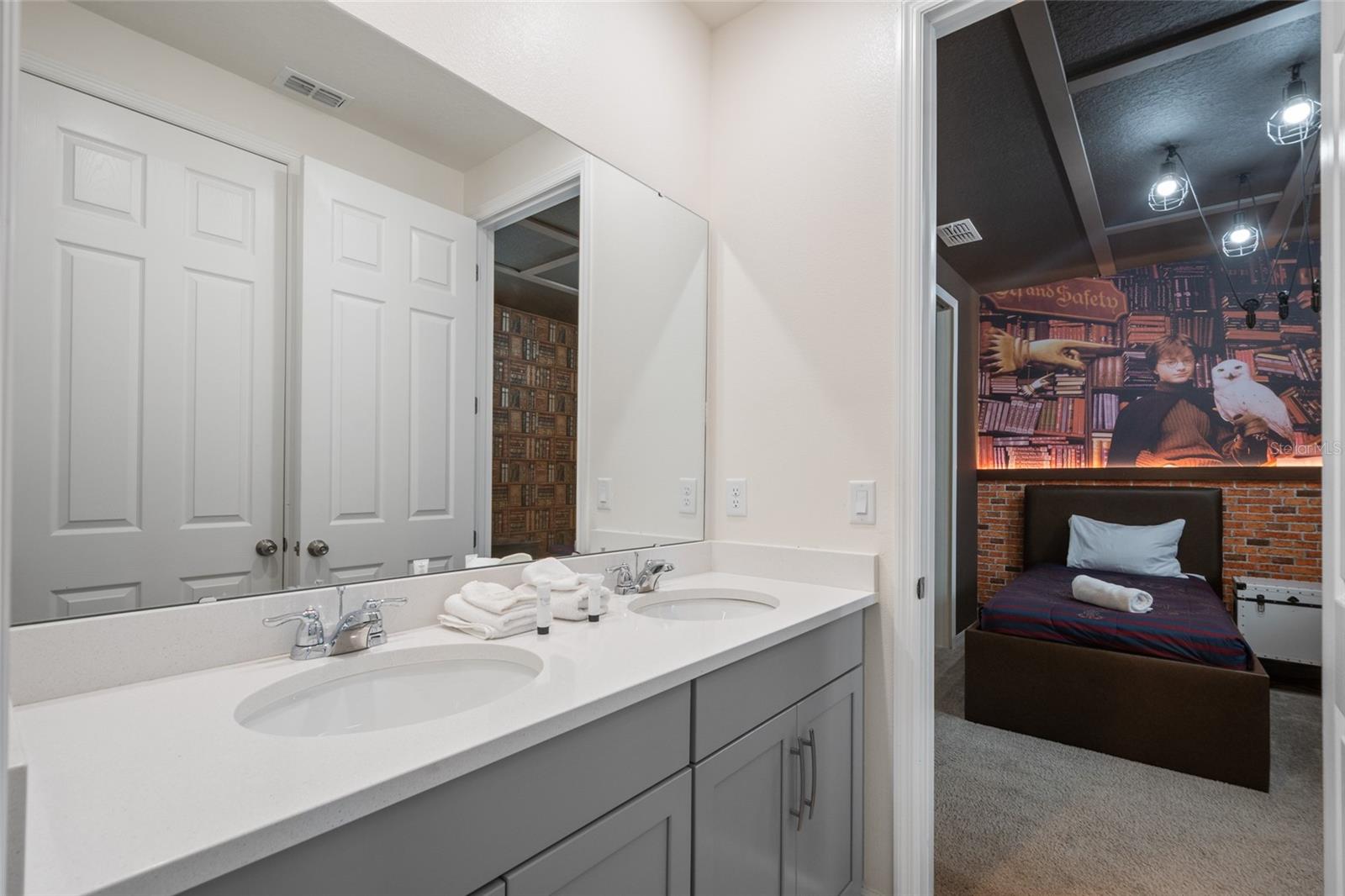 SOLARA RESORT VACATION VILLAS REP - Residential
