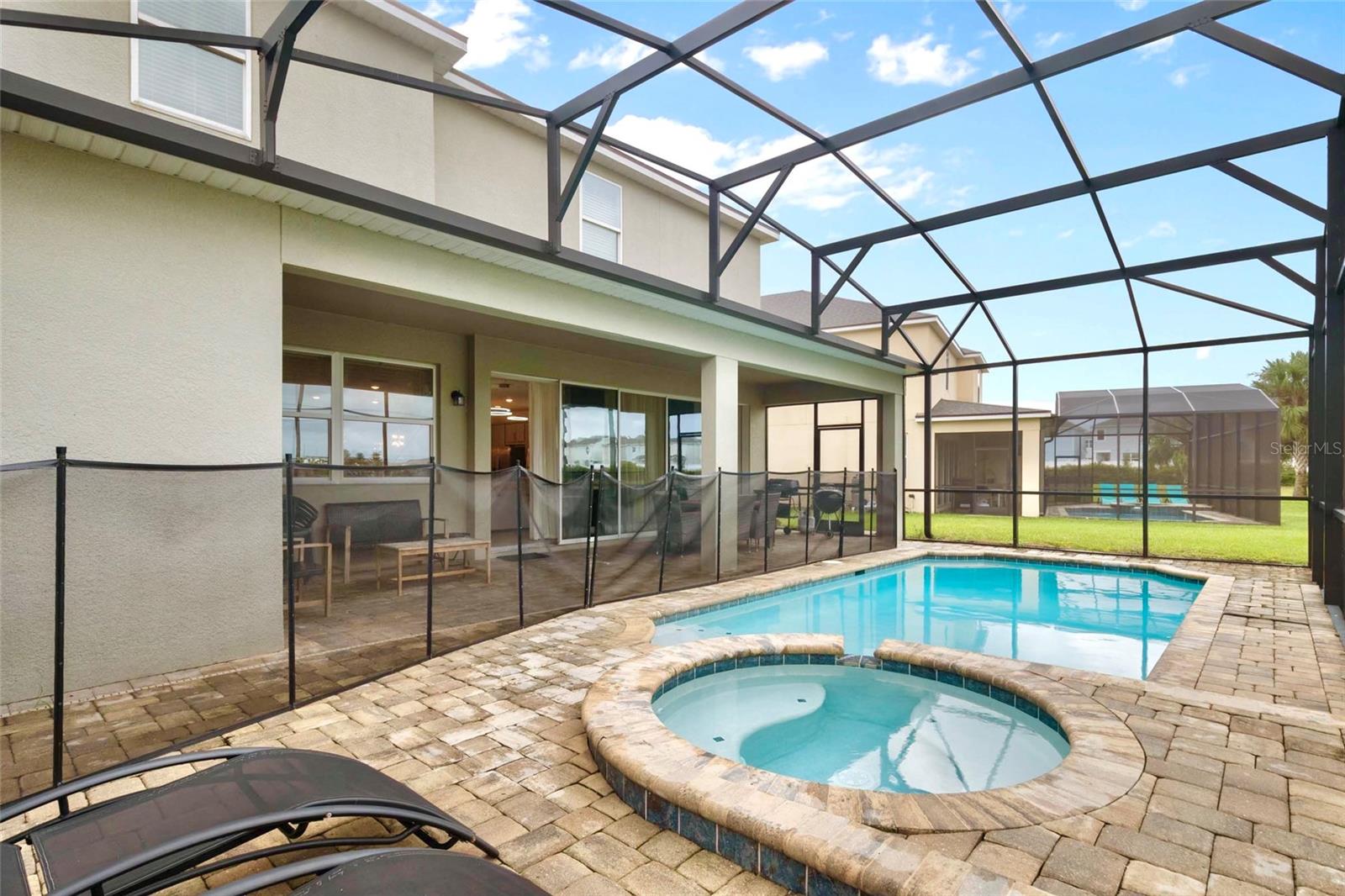 SOLARA RESORT VACATION VILLAS REP - Residential