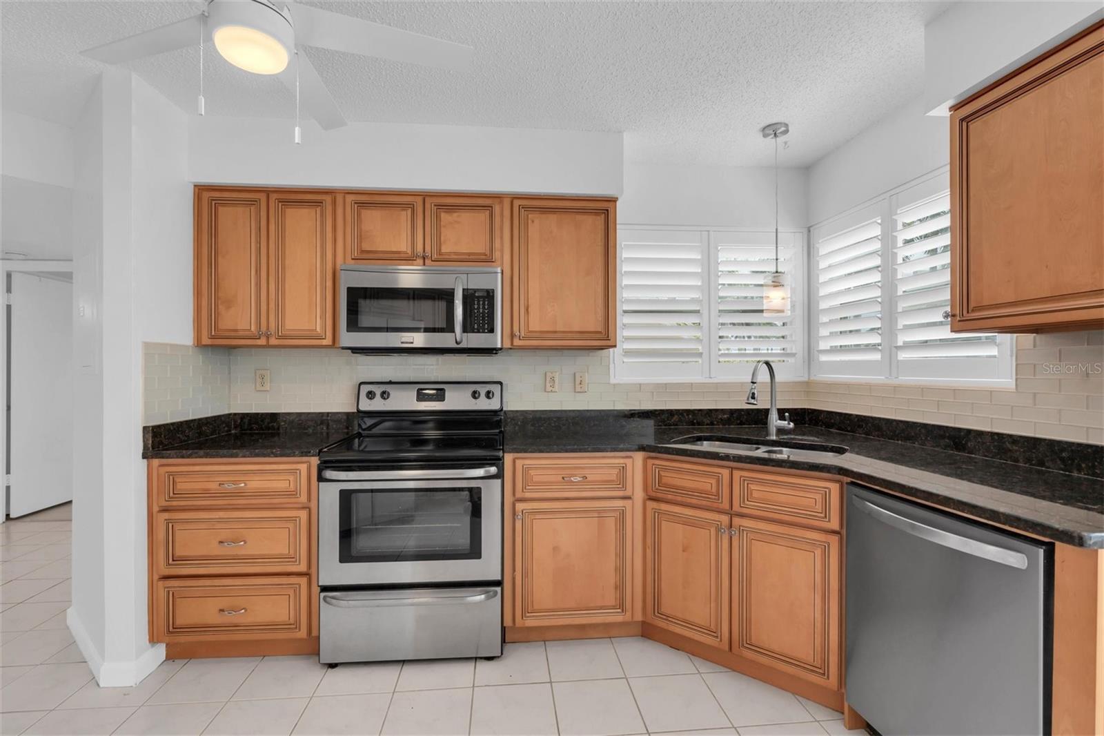 VISTA VERDE WEST - Residential