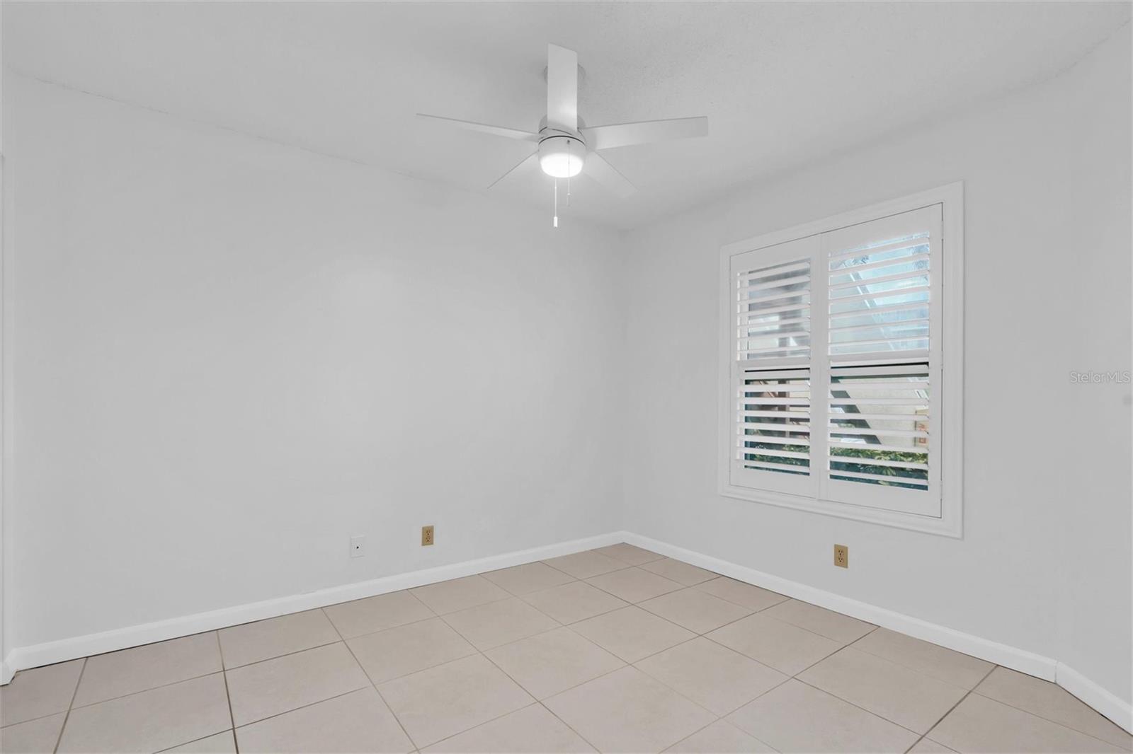 VISTA VERDE WEST - Residential