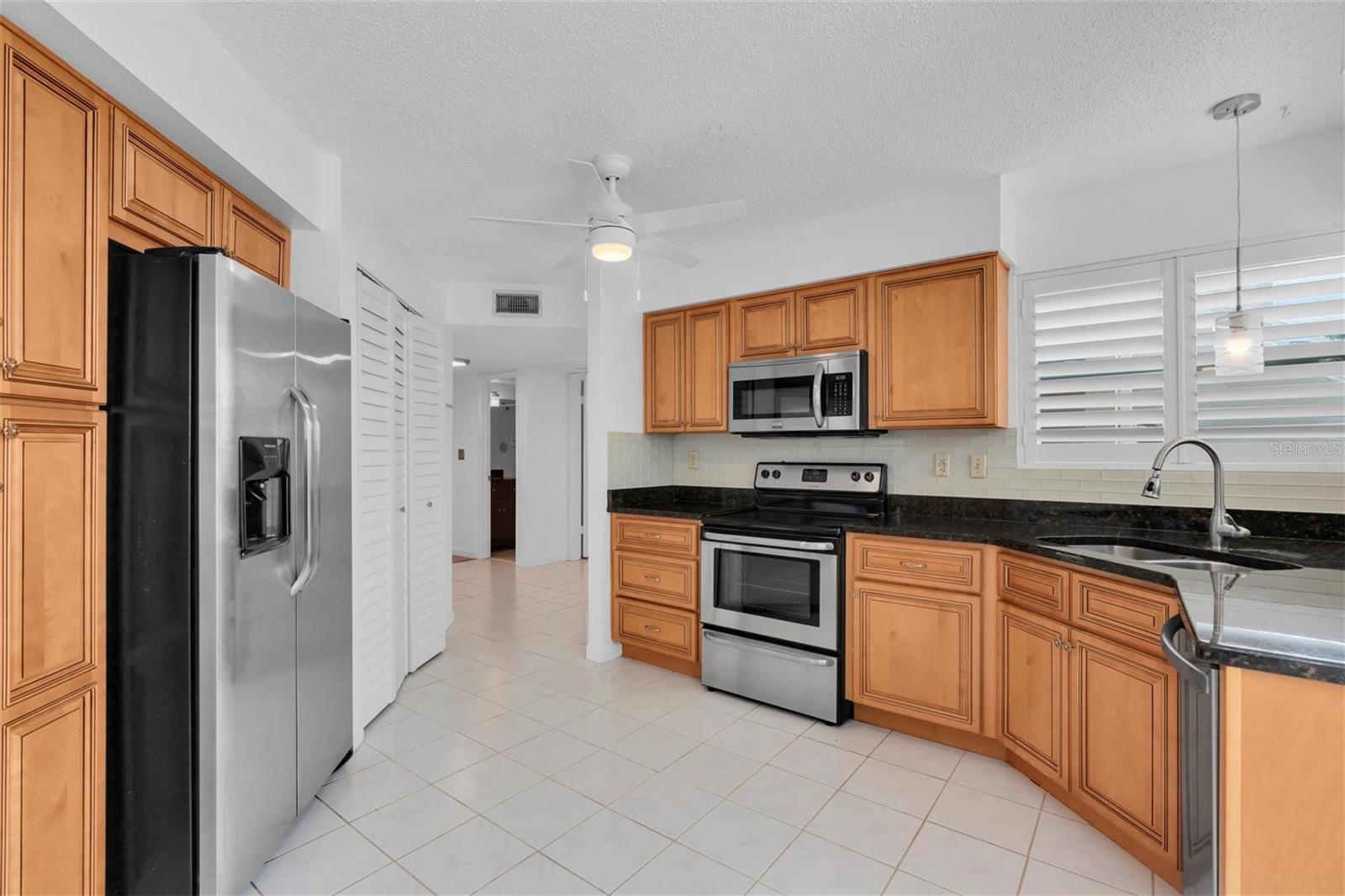 VISTA VERDE WEST - Residential
