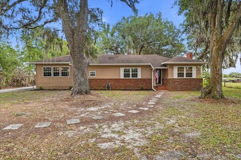3 beds bed, 2 baths bath property at 4205 N Combee Road, Lakeland, FL 33805