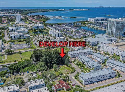 Photo of 4904 W Paul Avenue, Tampa, FL 33611 (MLS # R4911810)