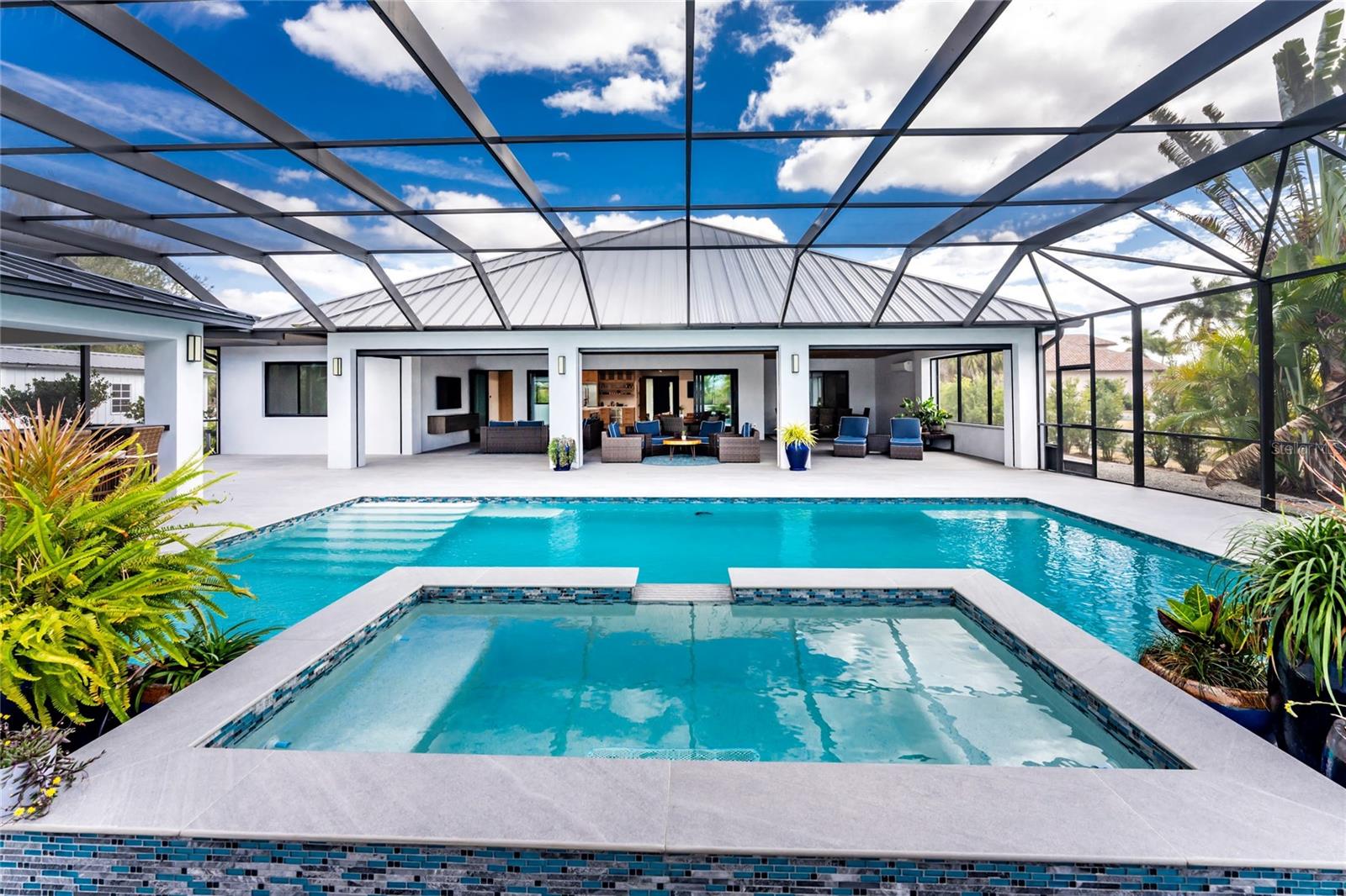 THE ESTATES ON PEACE RIVER - Residential