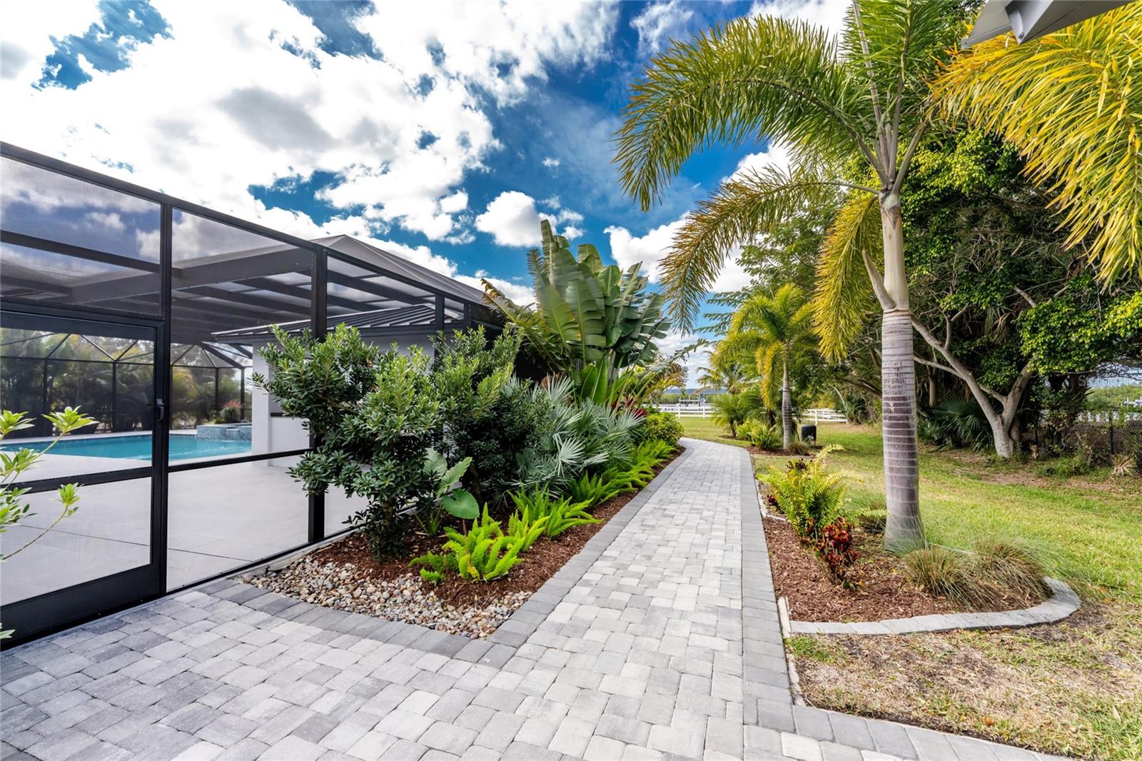 THE ESTATES ON PEACE RIVER - Residential