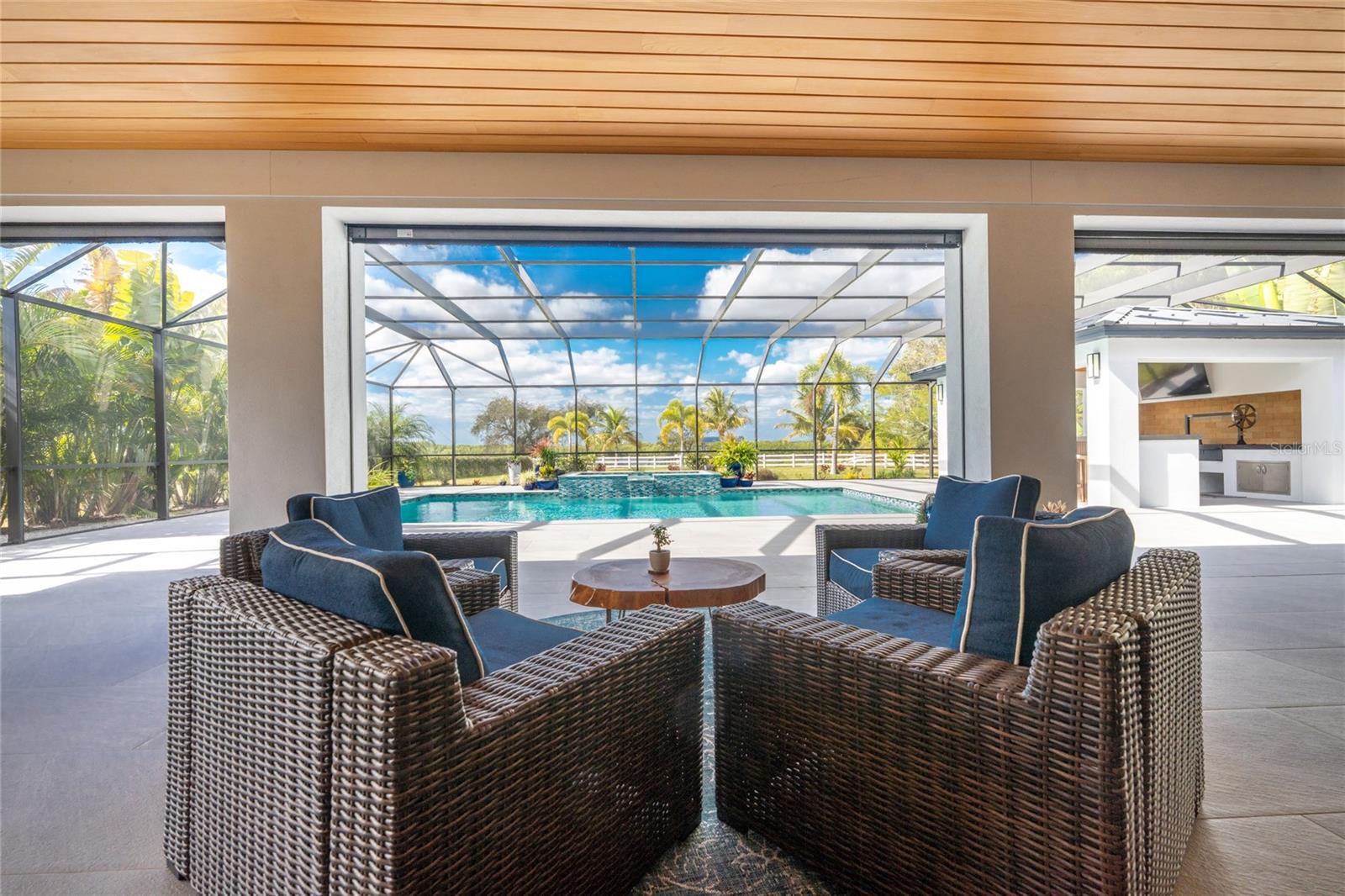 THE ESTATES ON PEACE RIVER - Residential