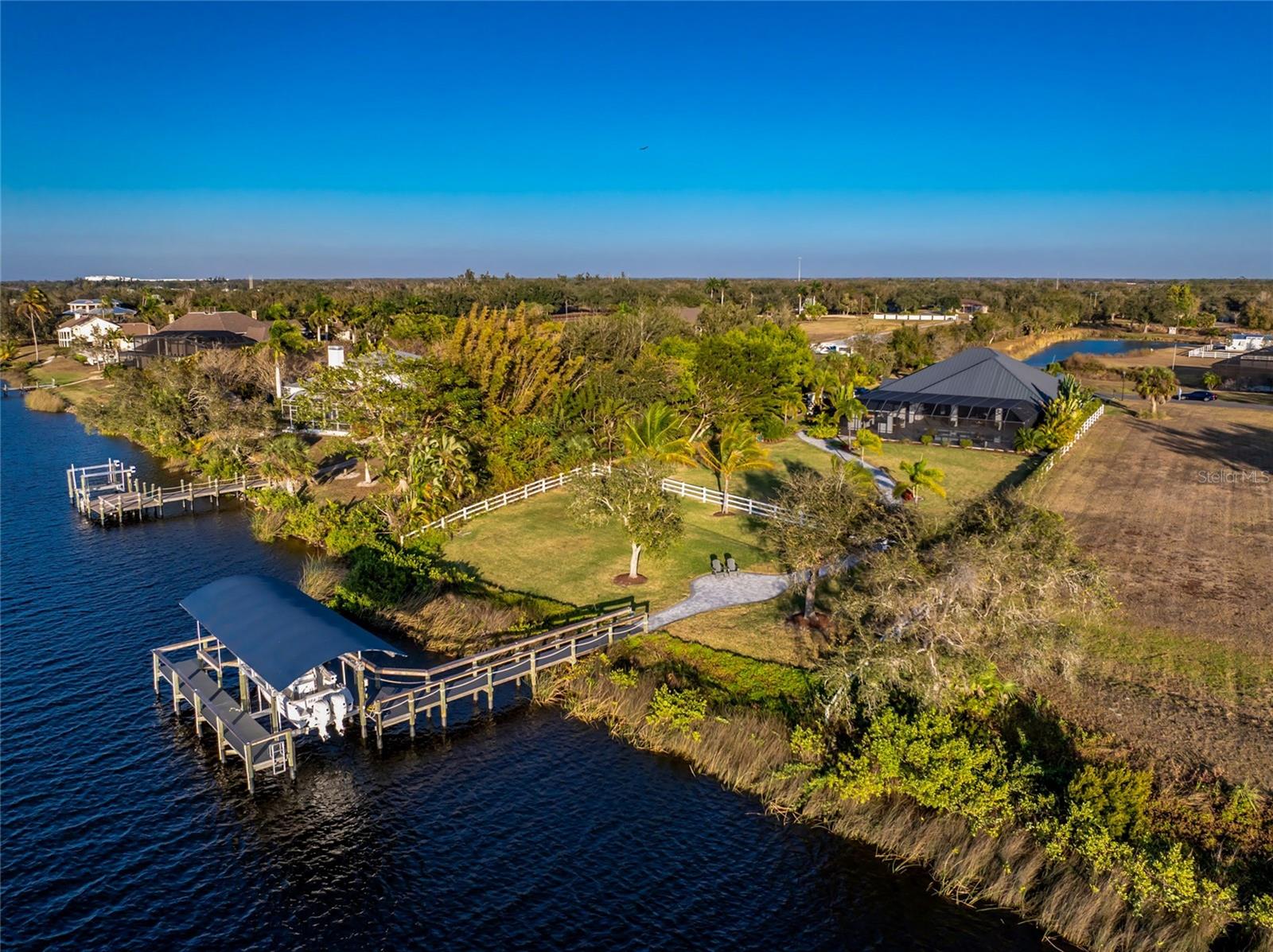 THE ESTATES ON PEACE RIVER - Residential