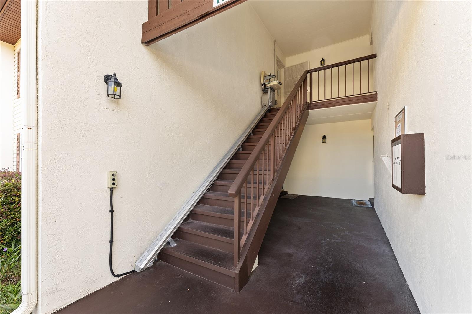 CONDO DECL OF CONDO - Residential