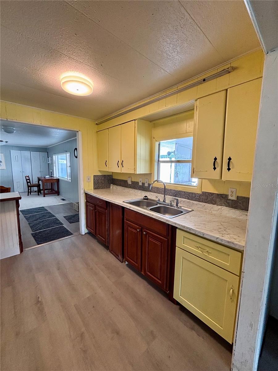 GOLF CLUB ESTATES PH 2 - Residential