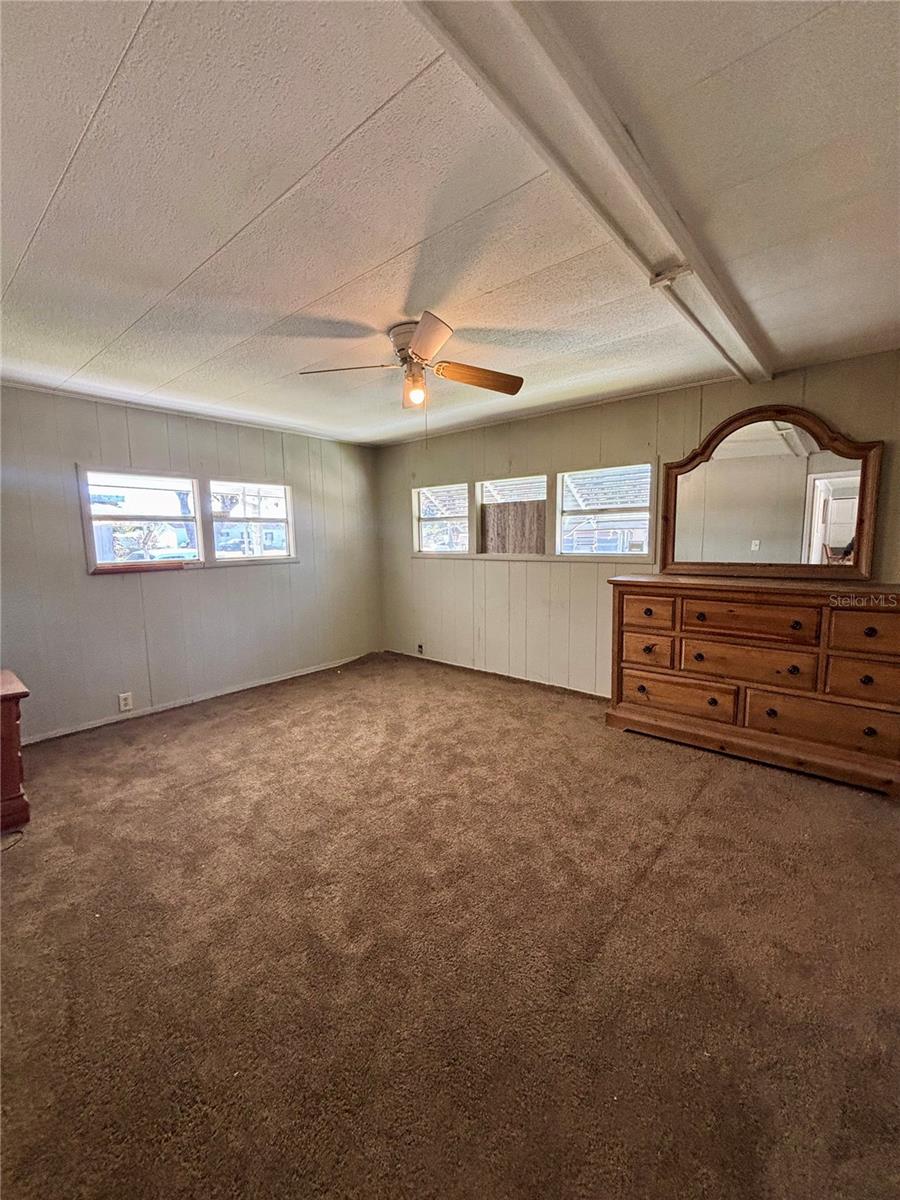 GOLF CLUB ESTATES PH 2 - Residential