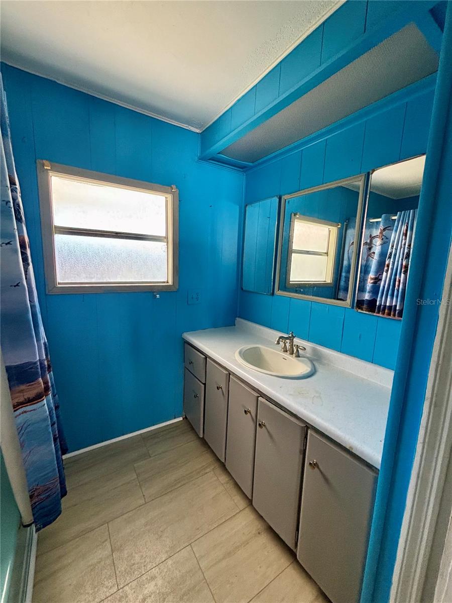 GOLF CLUB ESTATES PH 2 - Residential