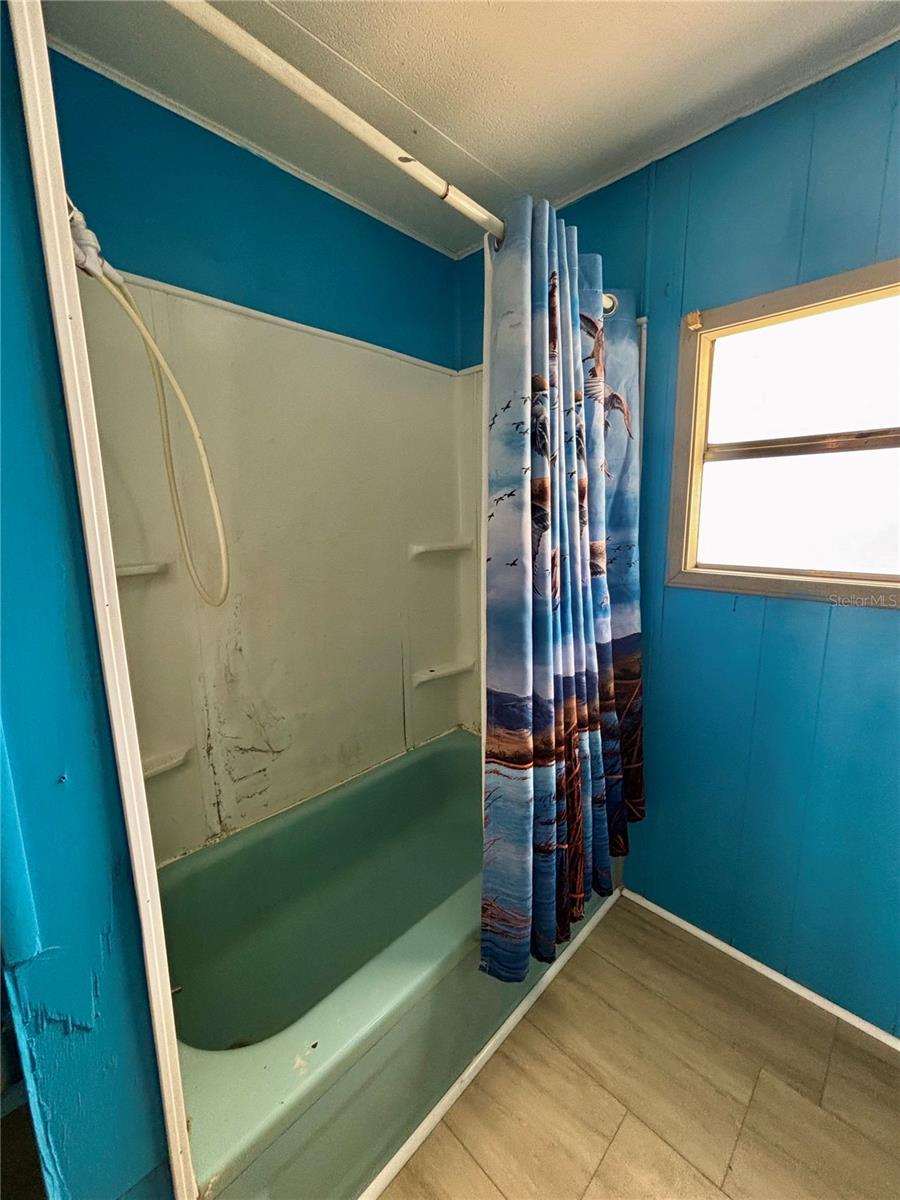 GOLF CLUB ESTATES PH 2 - Residential