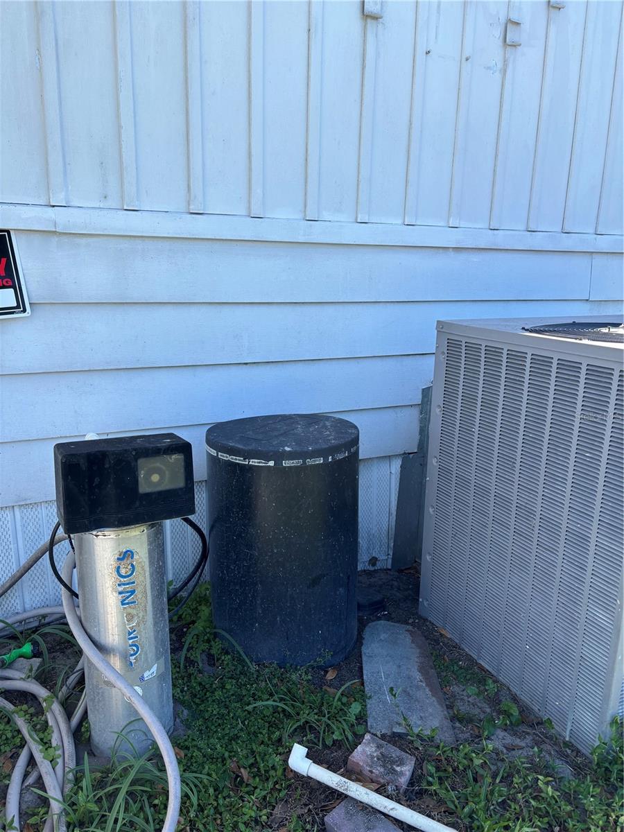 GOLF CLUB ESTATES PH 2 - Residential