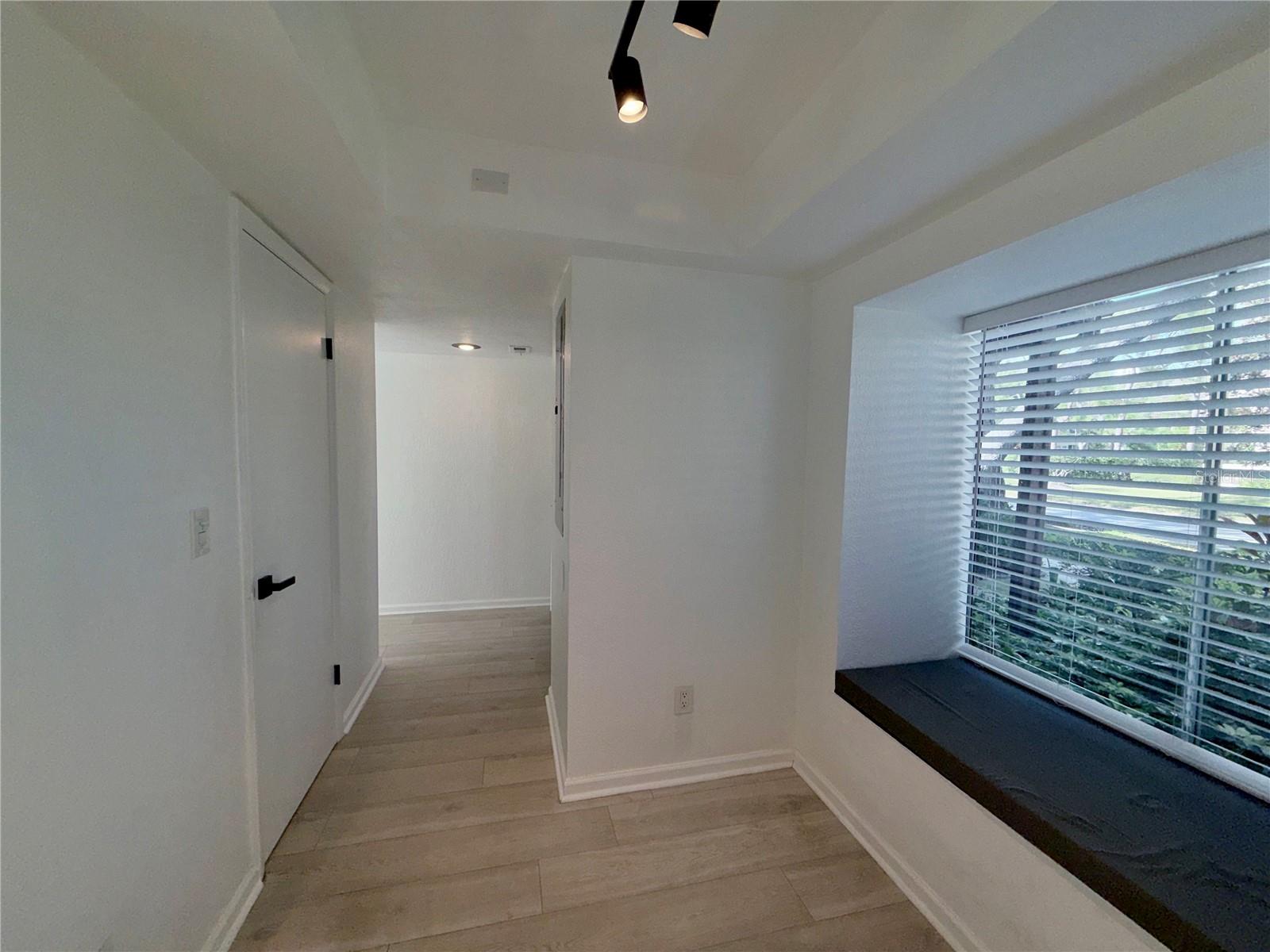 EASTWOOD SHORES TWNHMS - Residential Lease