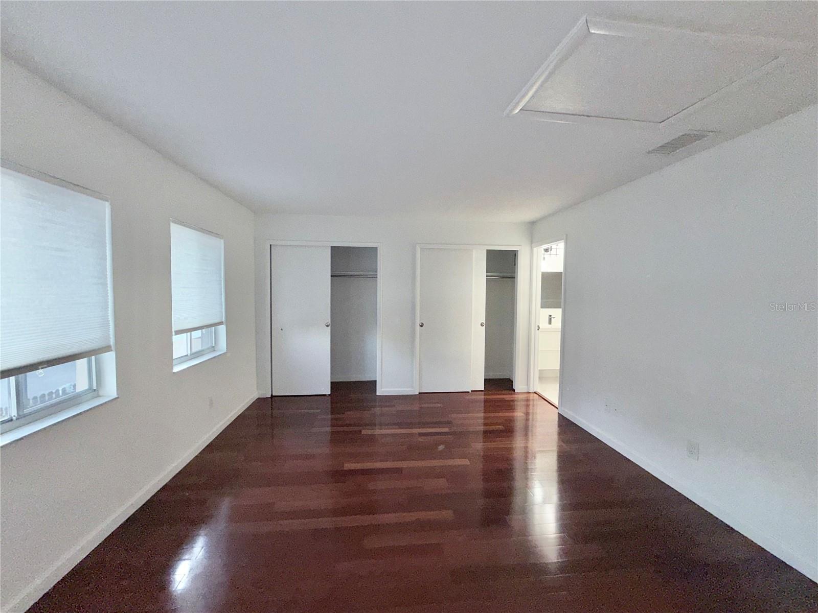 EASTWOOD SHORES TWNHMS - Residential Lease