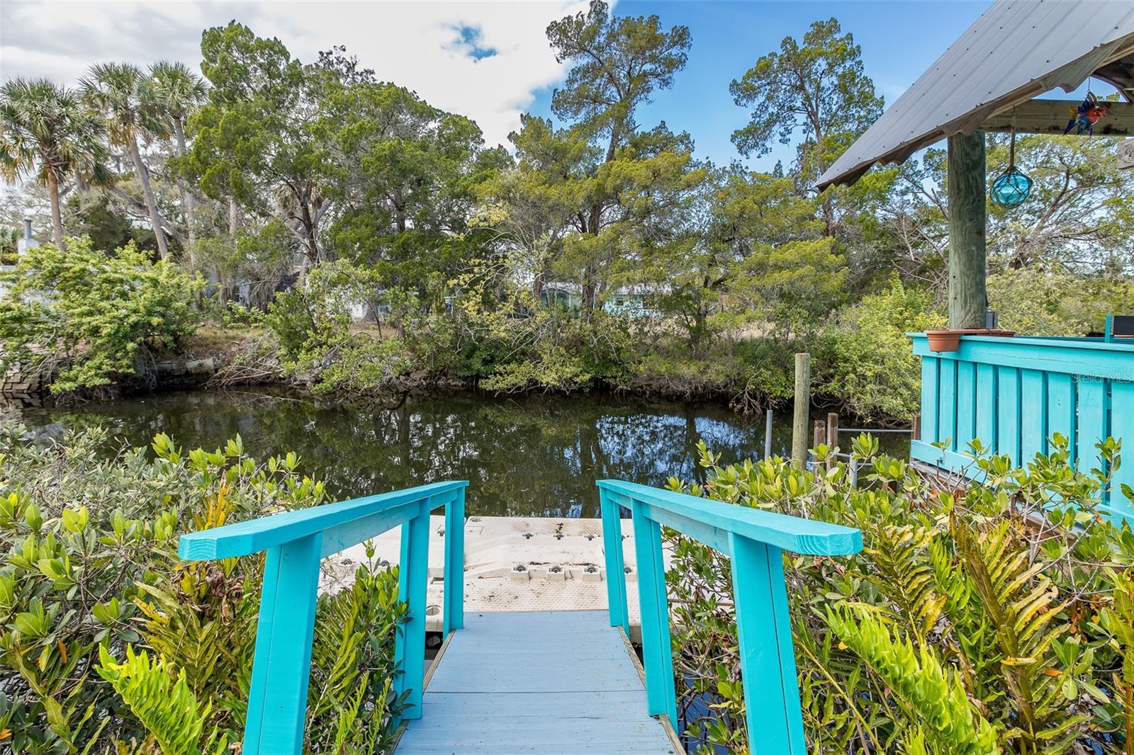 MARTHAS VINEYARD - Residential