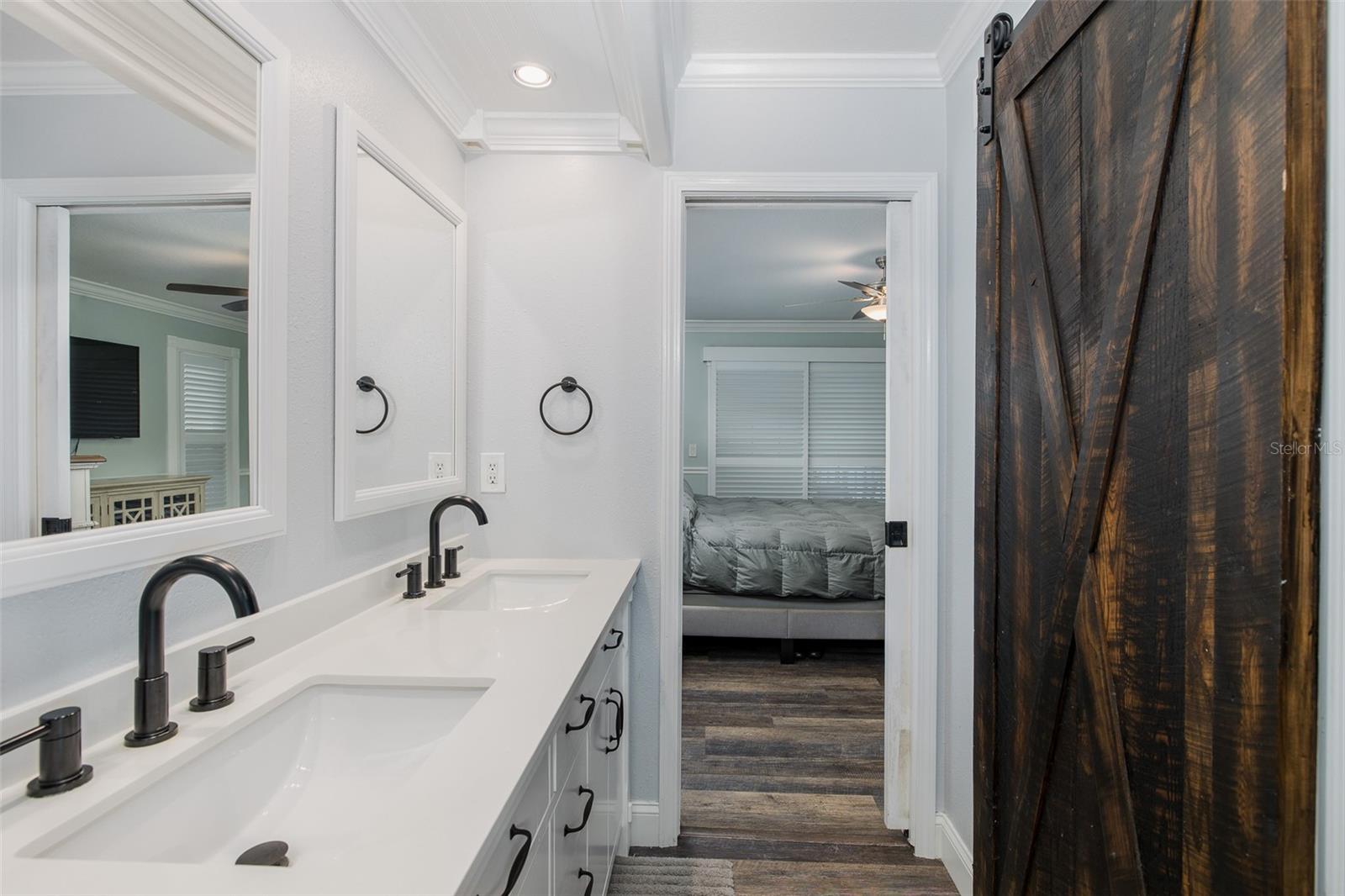 MARTHAS VINEYARD - Residential