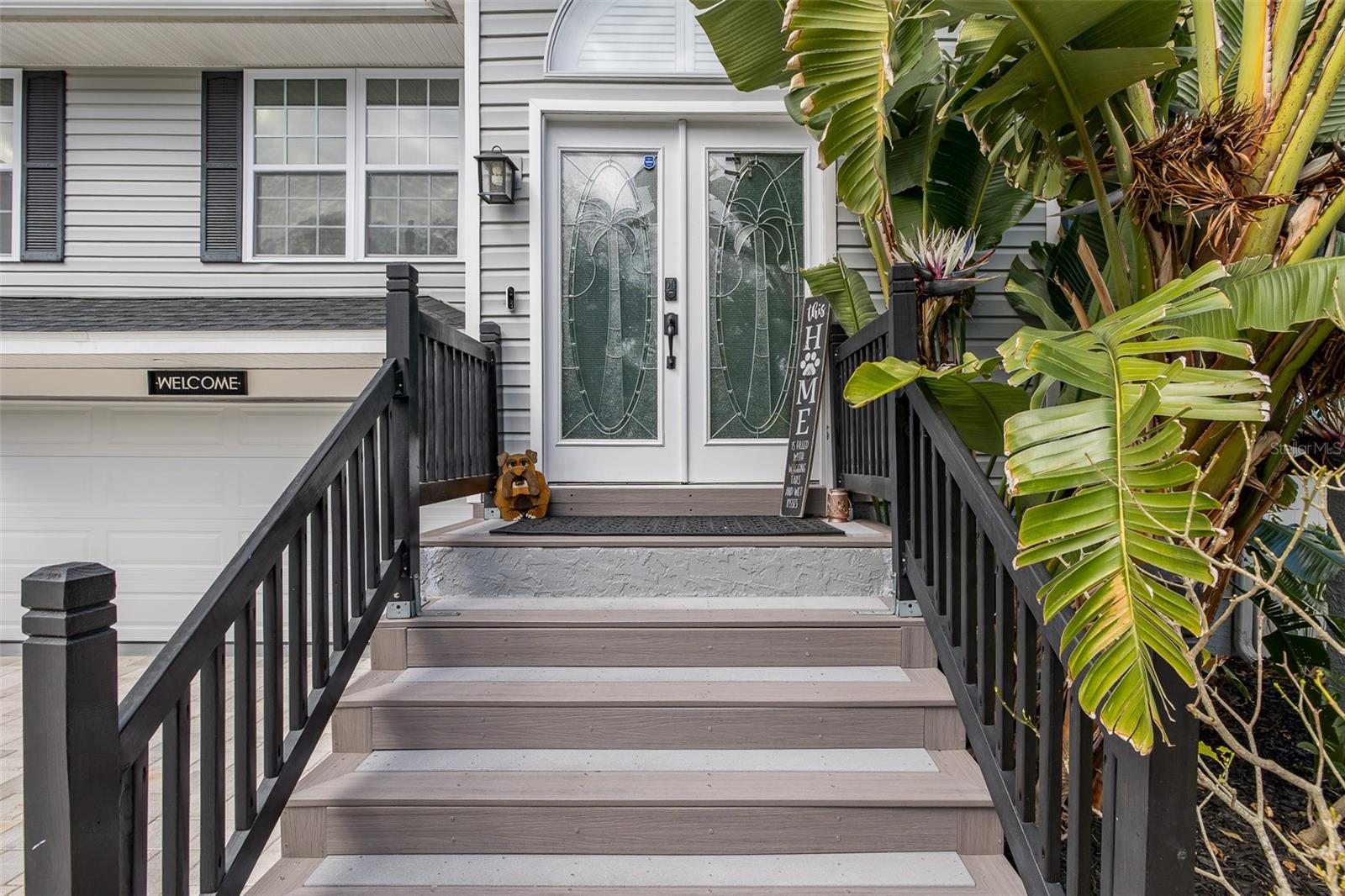 MARTHAS VINEYARD - Residential