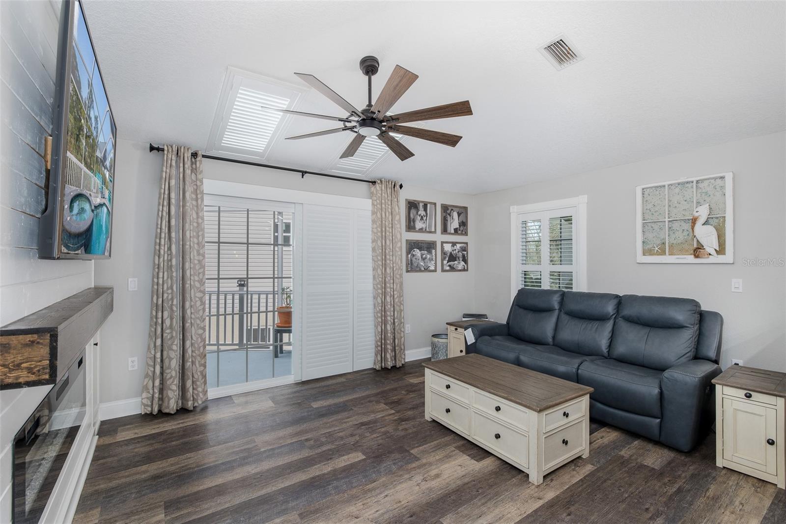 MARTHAS VINEYARD - Residential