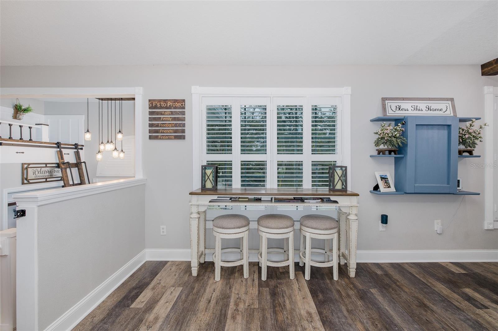 MARTHAS VINEYARD - Residential