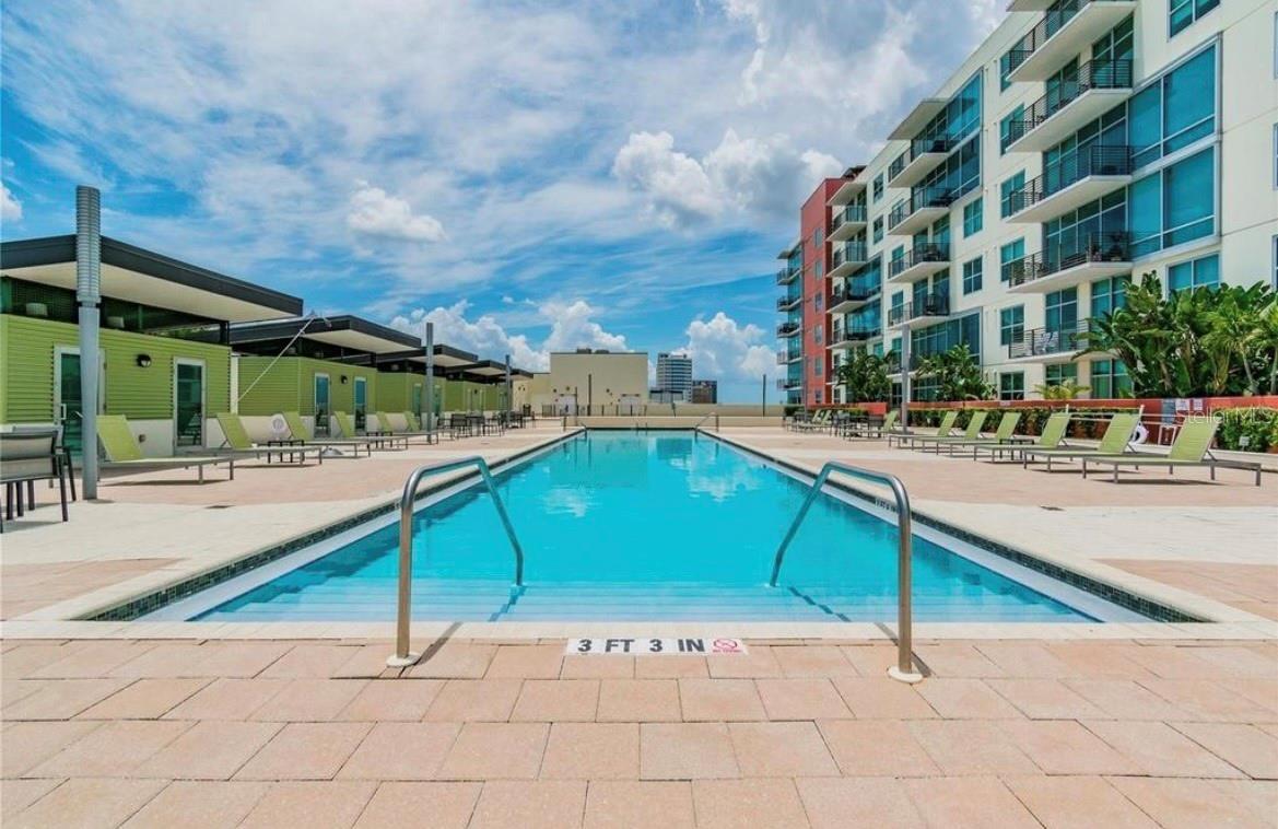 1120 E KENNEDY BOULEVARD 1208