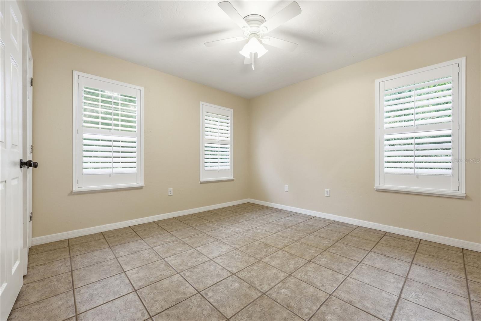 HP/HAILE PLANTATION - Residential