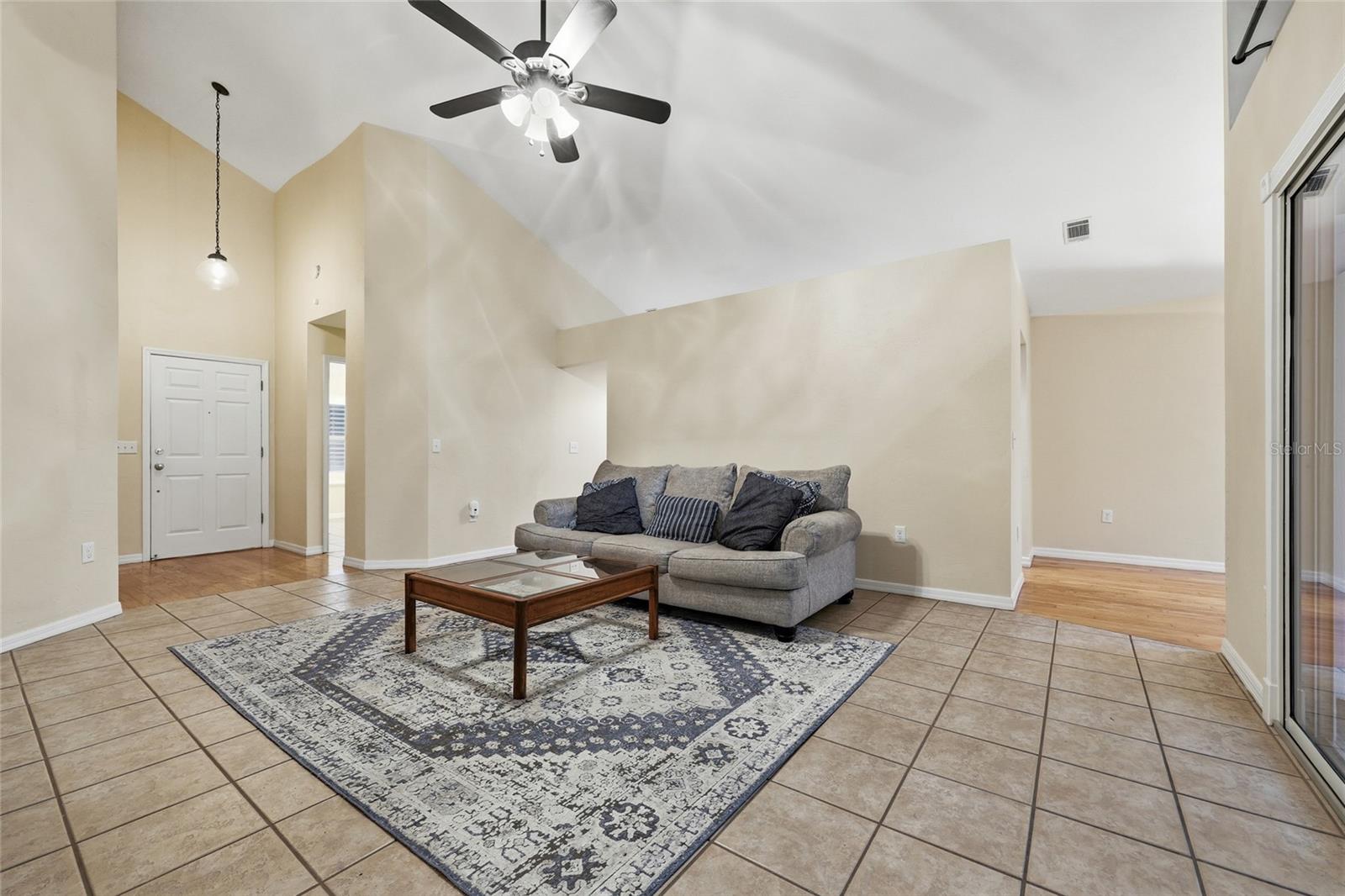 HP/HAILE PLANTATION - Residential