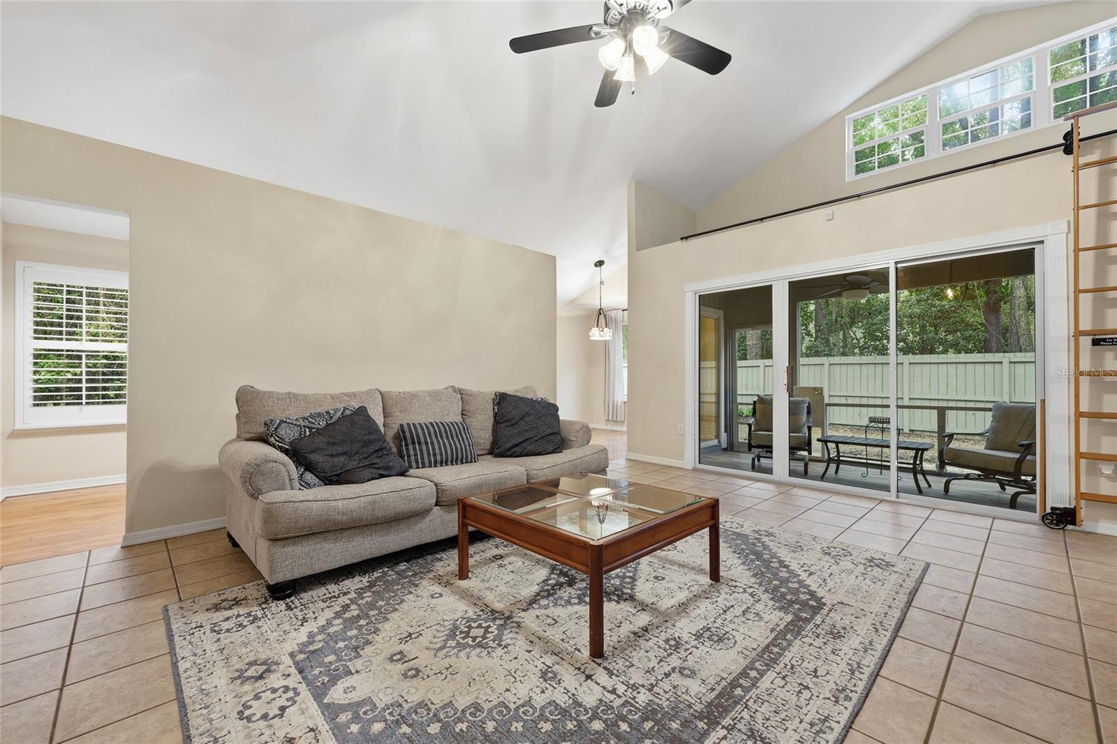 HP/HAILE PLANTATION - Residential