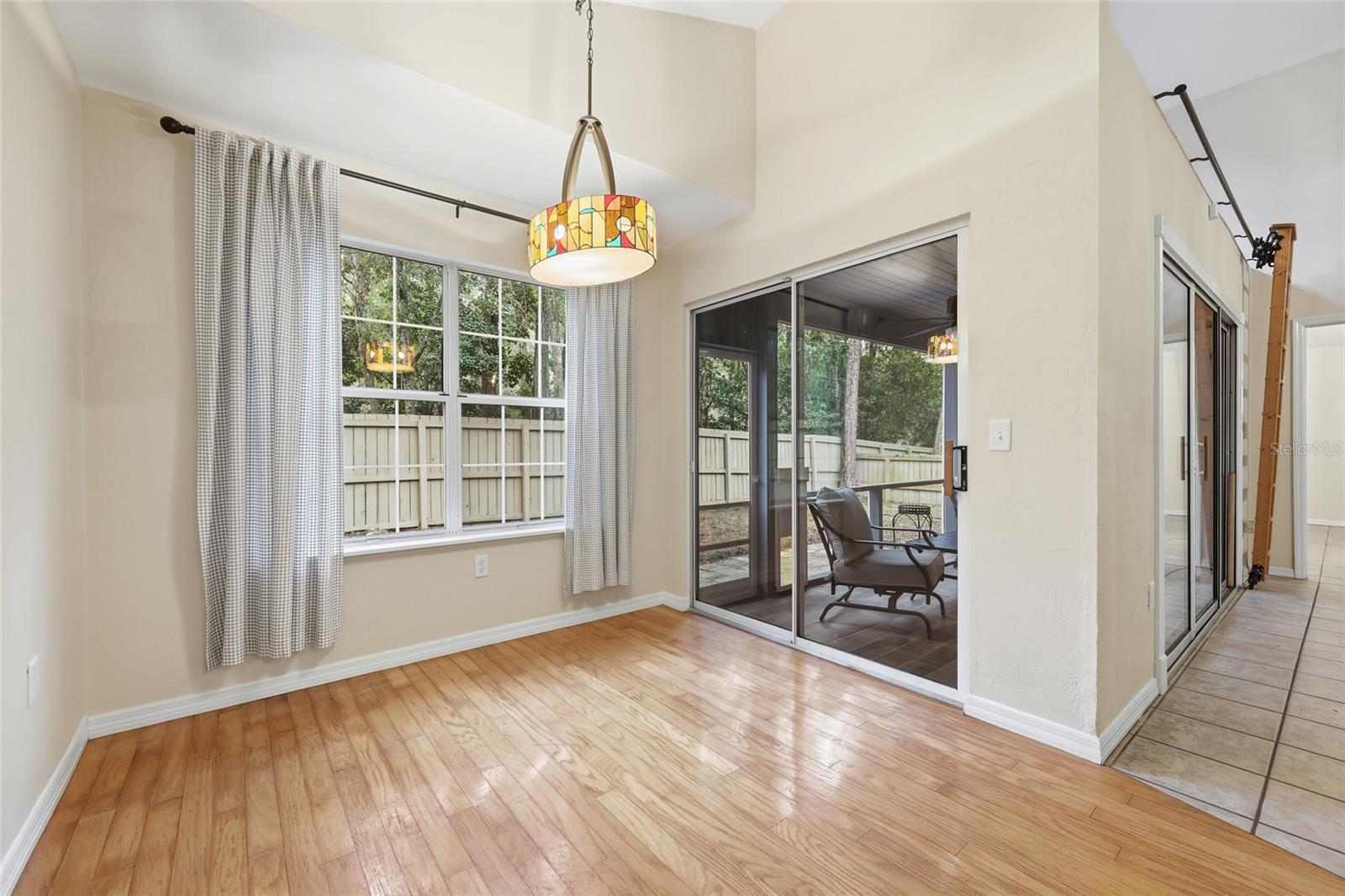 HP/HAILE PLANTATION - Residential